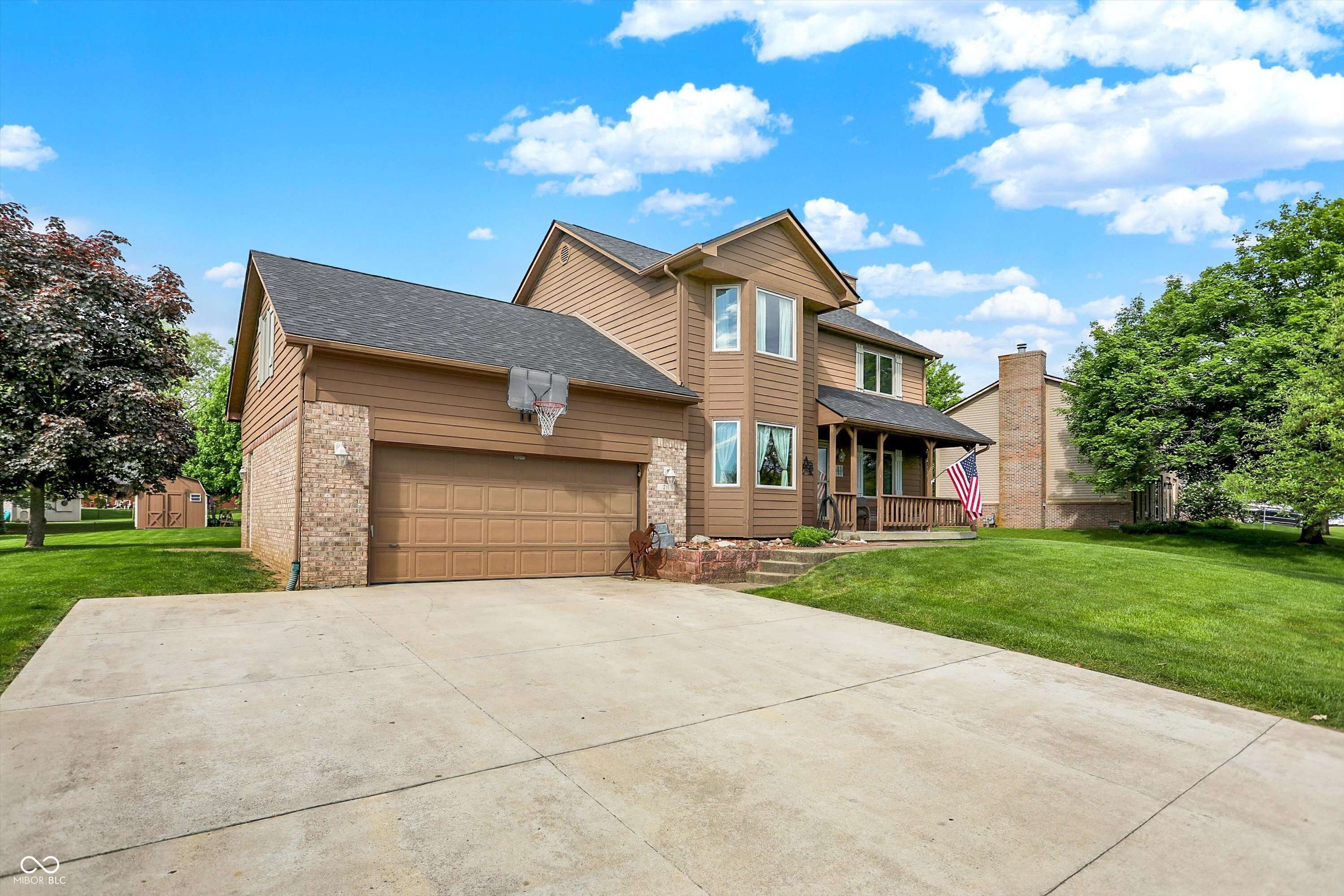 Whiteland, IN 46184,211 Deborah LN