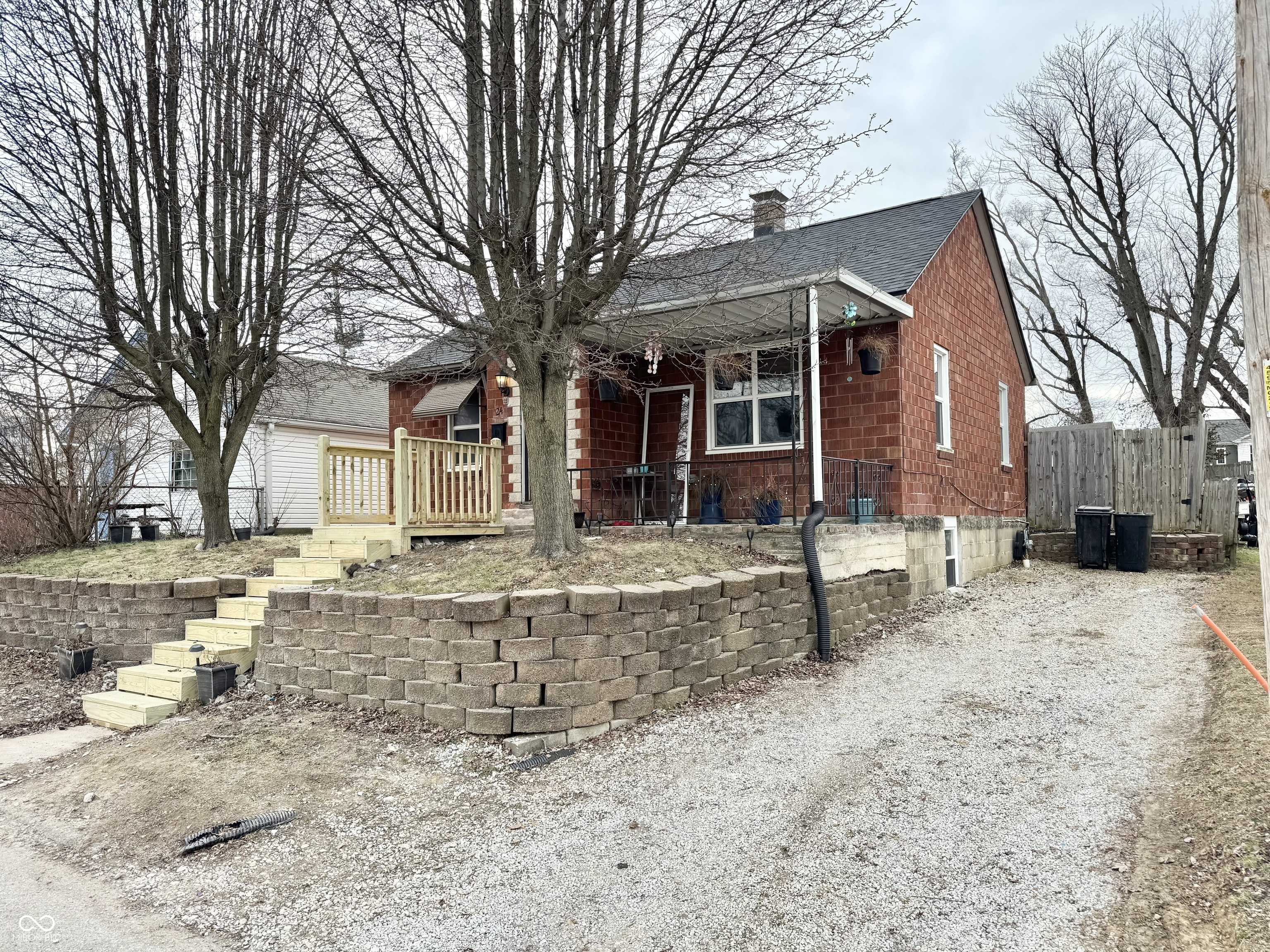 Mooresville, IN 46158,24 N Clay ST