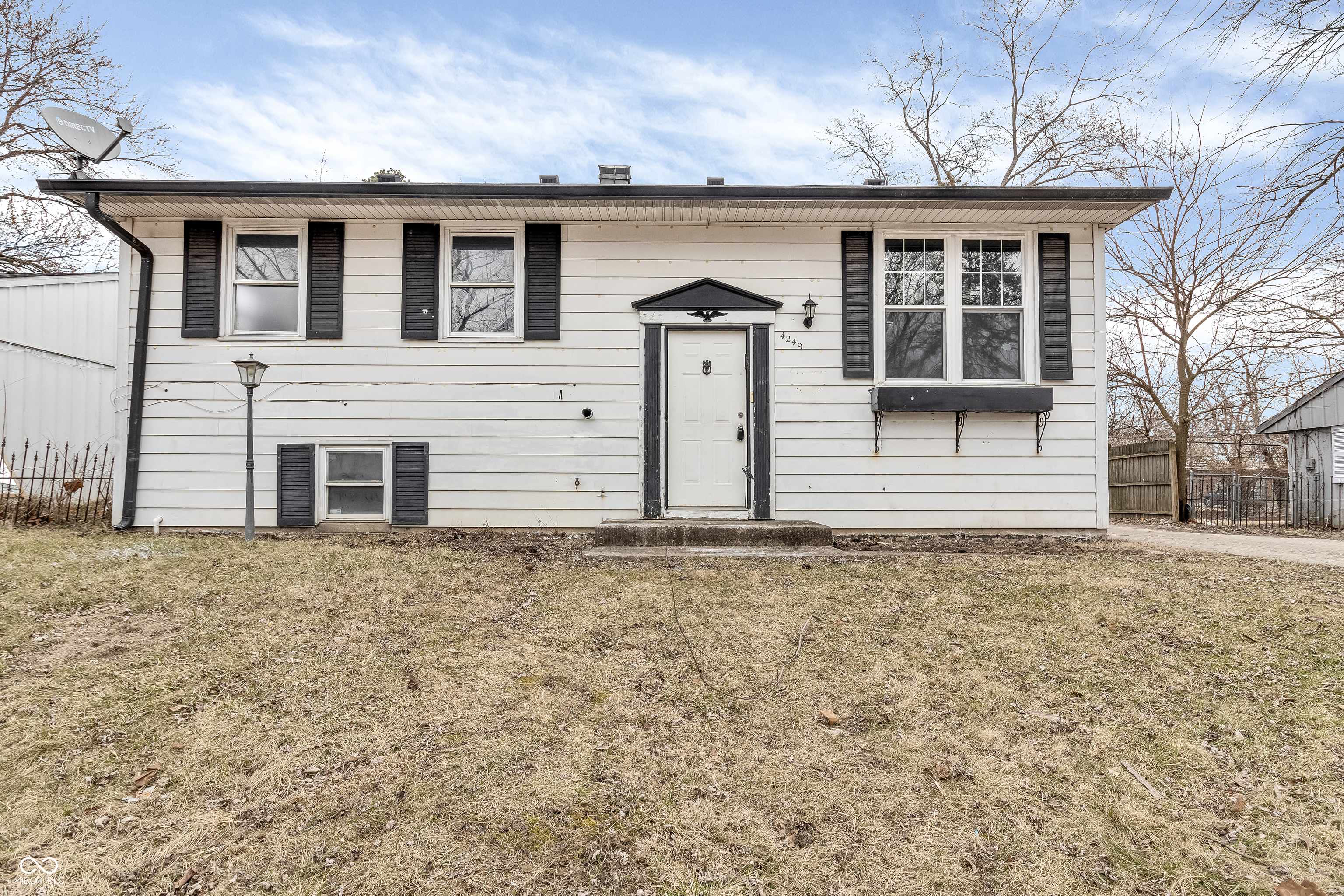 Indianapolis, IN 46226,4249 Dubarry RD