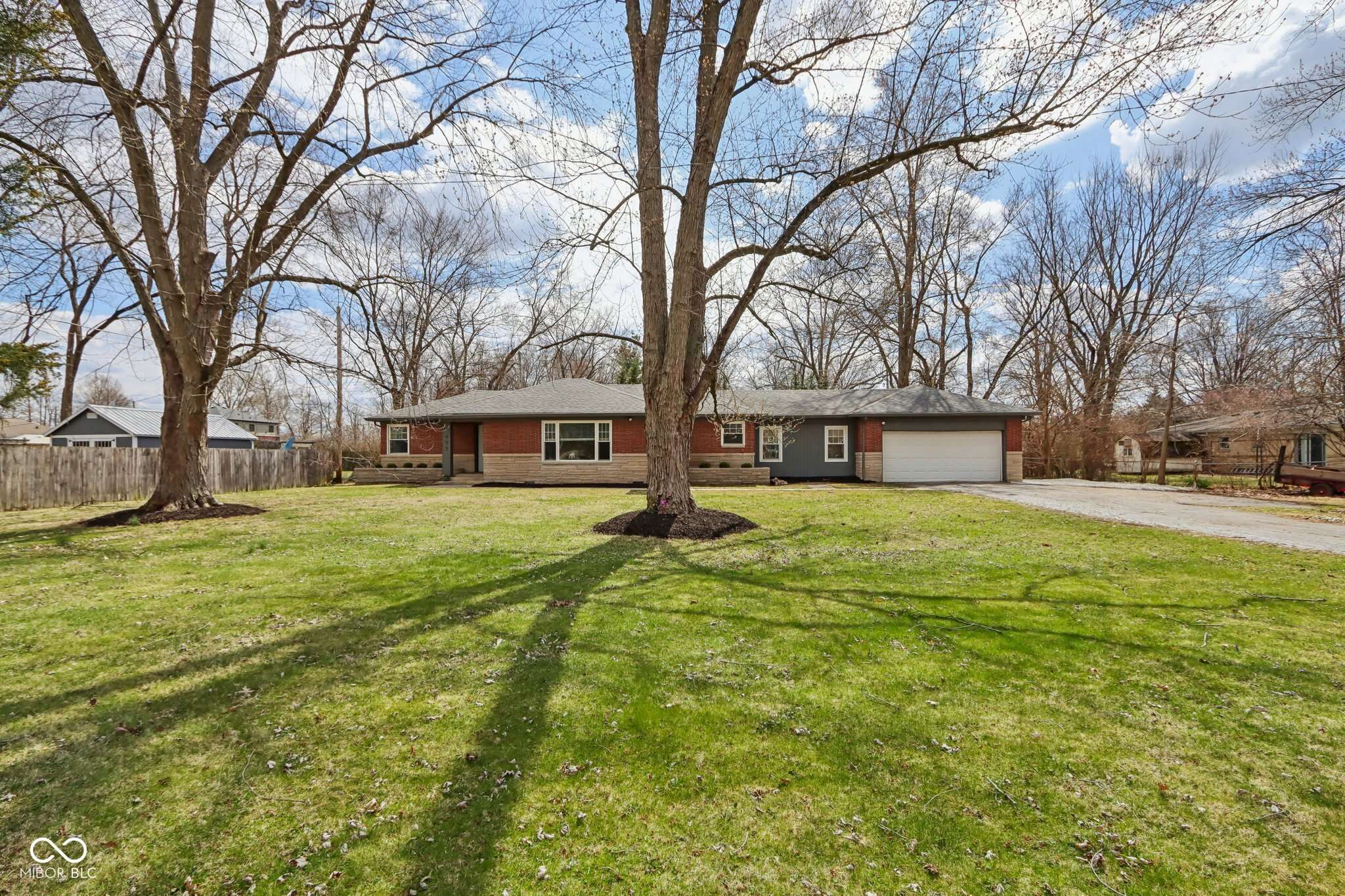Indianapolis, IN 46260,405 W 73rd ST