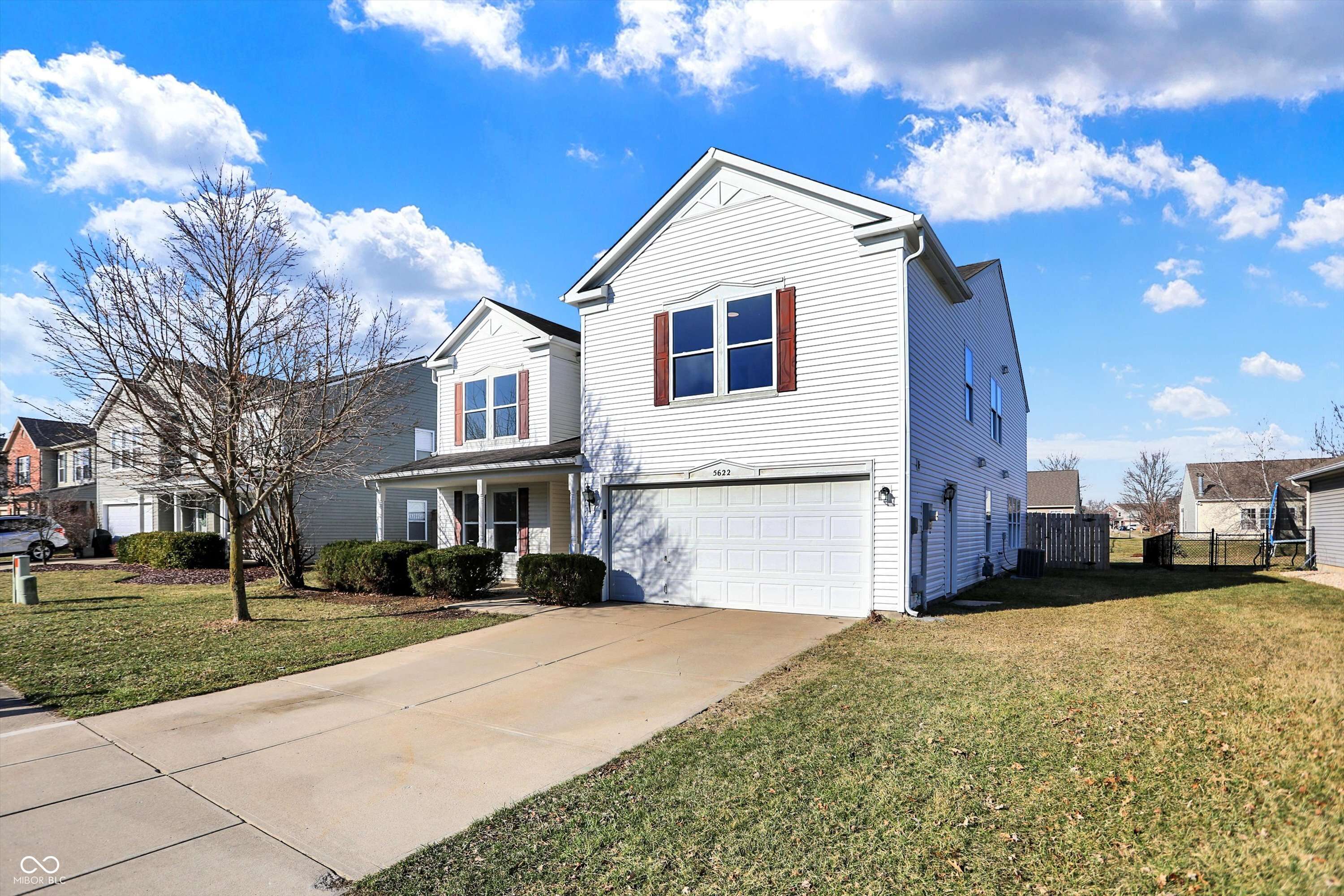 Indianapolis, IN 46237,5622 Skipping Stone DR