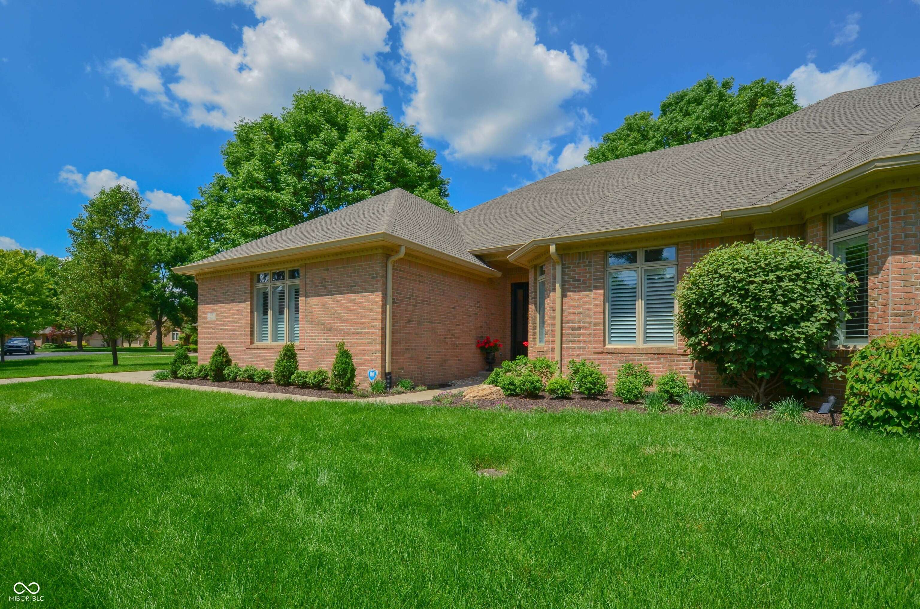 Greenwood, IN 46143,1738 Pathway DR S