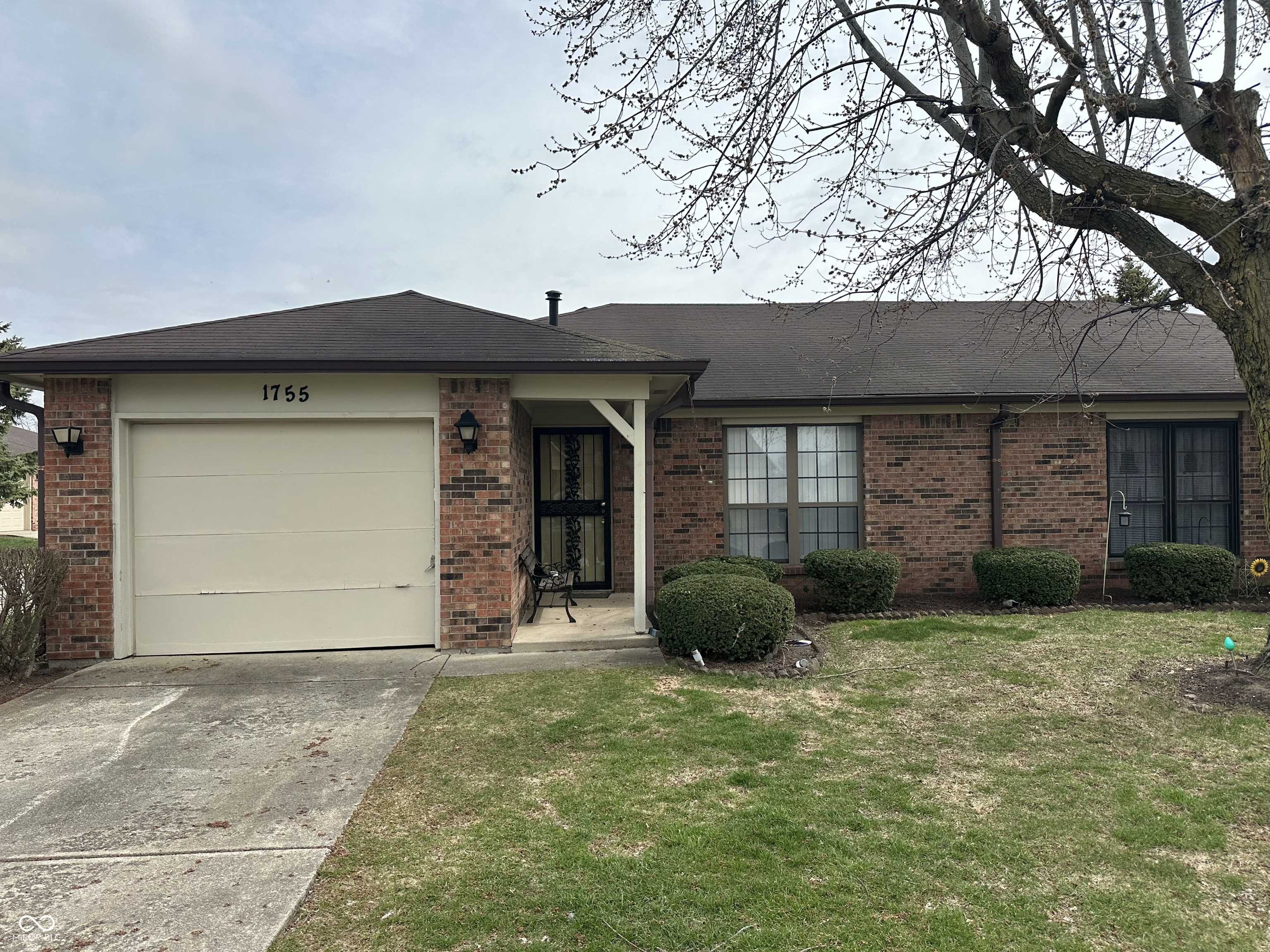 Indianapolis, IN 46219,Address not disclosed