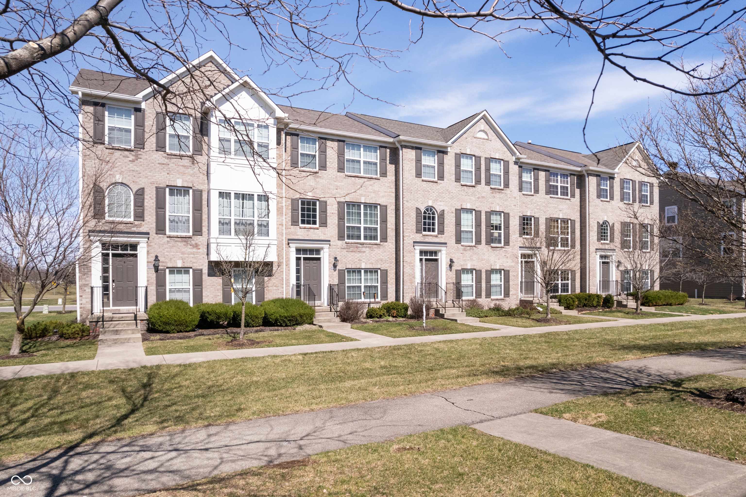 Westfield, IN 46074,253 Coatsville DR