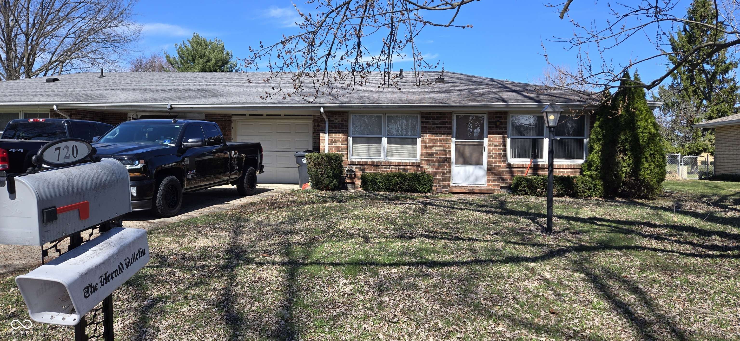 Anderson, IN 46013,718 Mellen DR