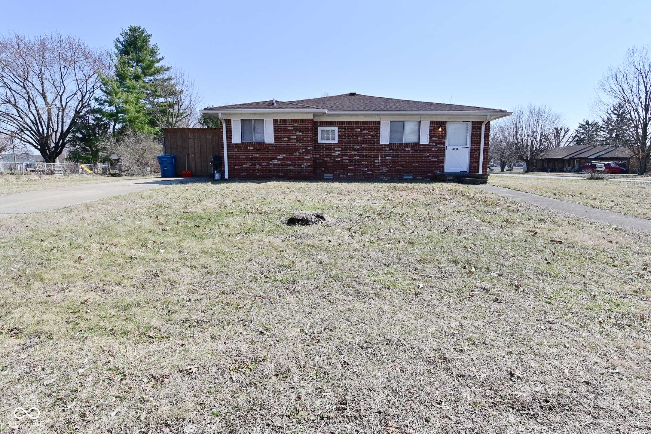 Indianapolis, IN 46221,4903 Guthrie DR