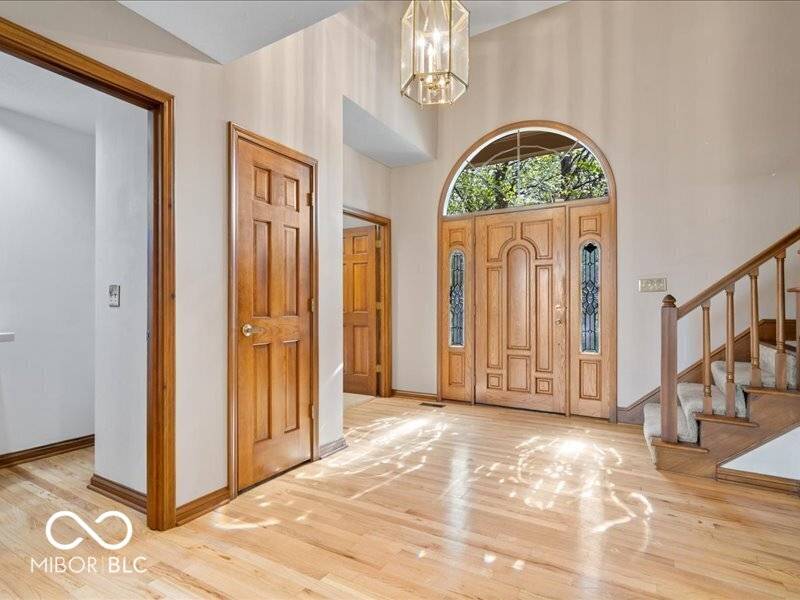 Indianapolis, IN 46227,6744 Robin Hood CT
