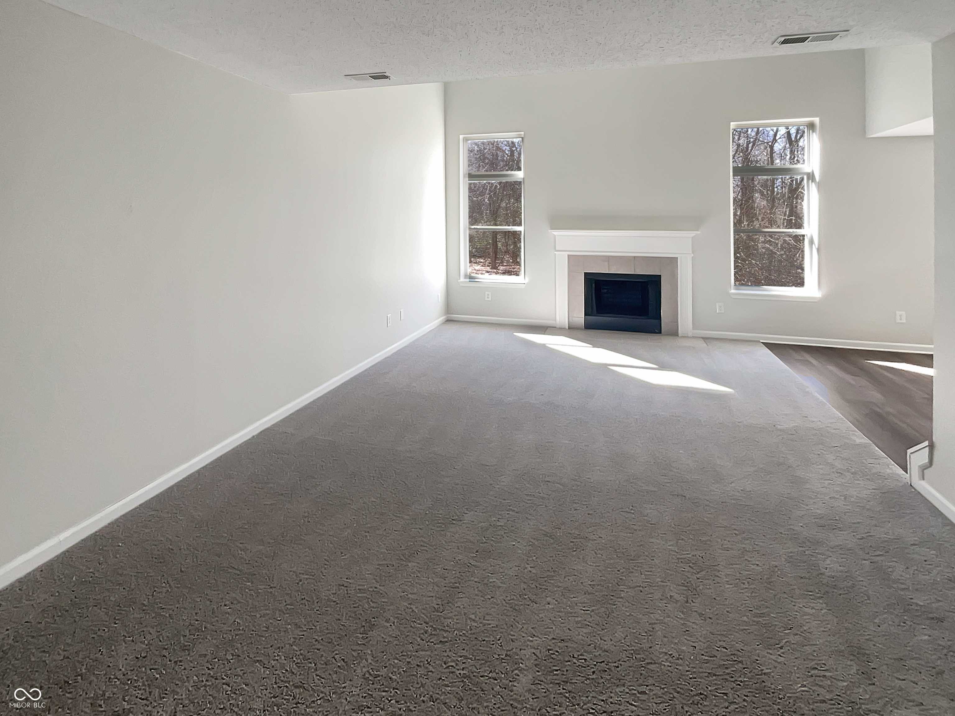 Indianapolis, IN 46235,10453 Apple Creek DR