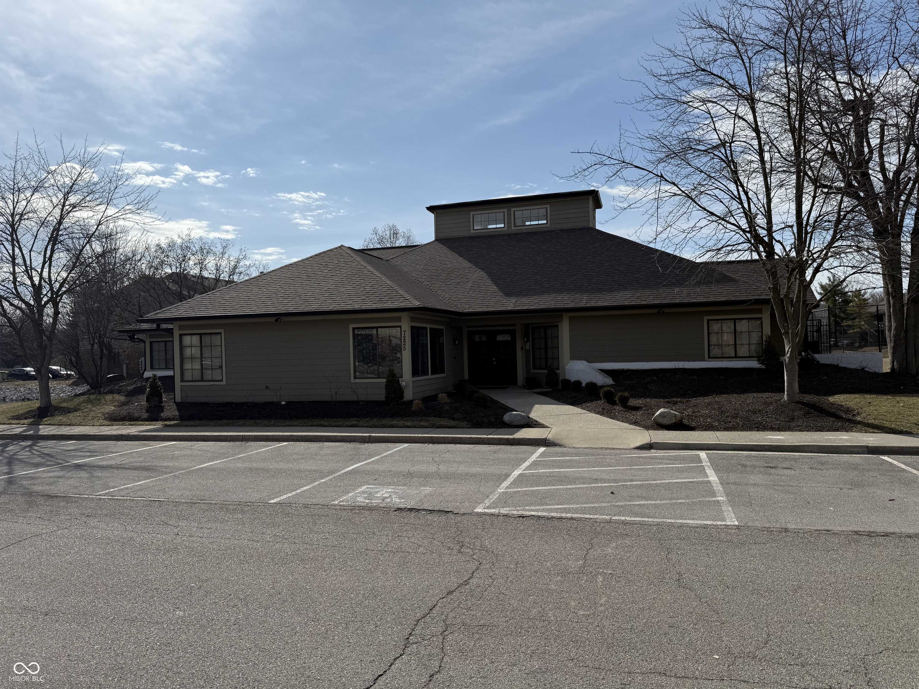Indianapolis, IN 46254,4470 Village LN #3