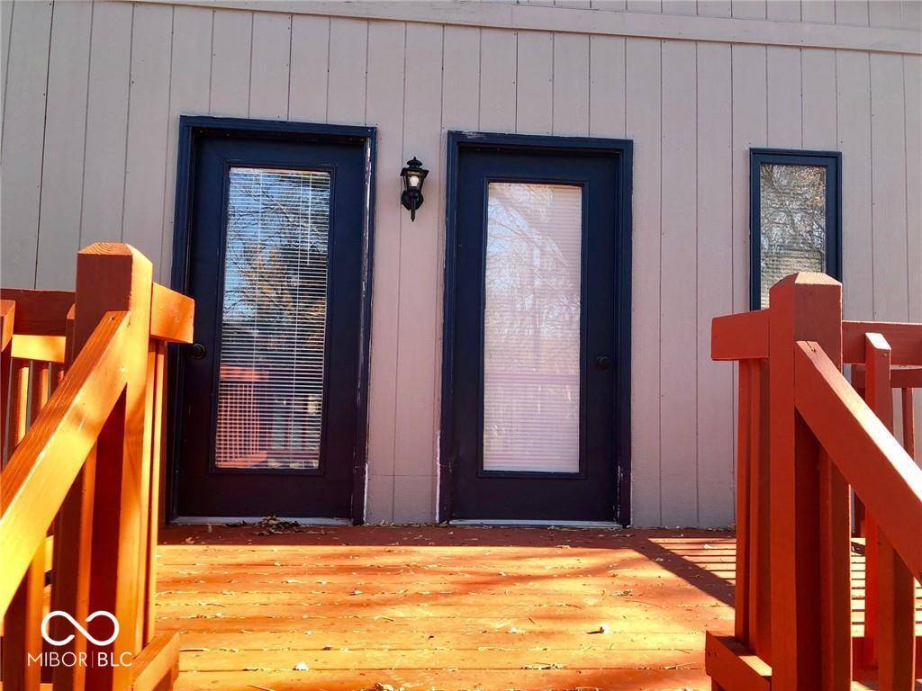 Indianapolis, IN 46228,945 Unit B Fox Hill DR