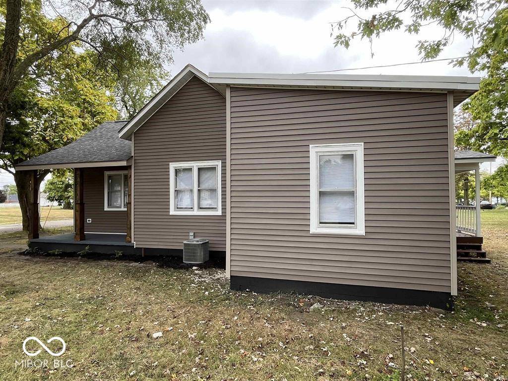 Muncie, IN 47302,709 S Vine ST