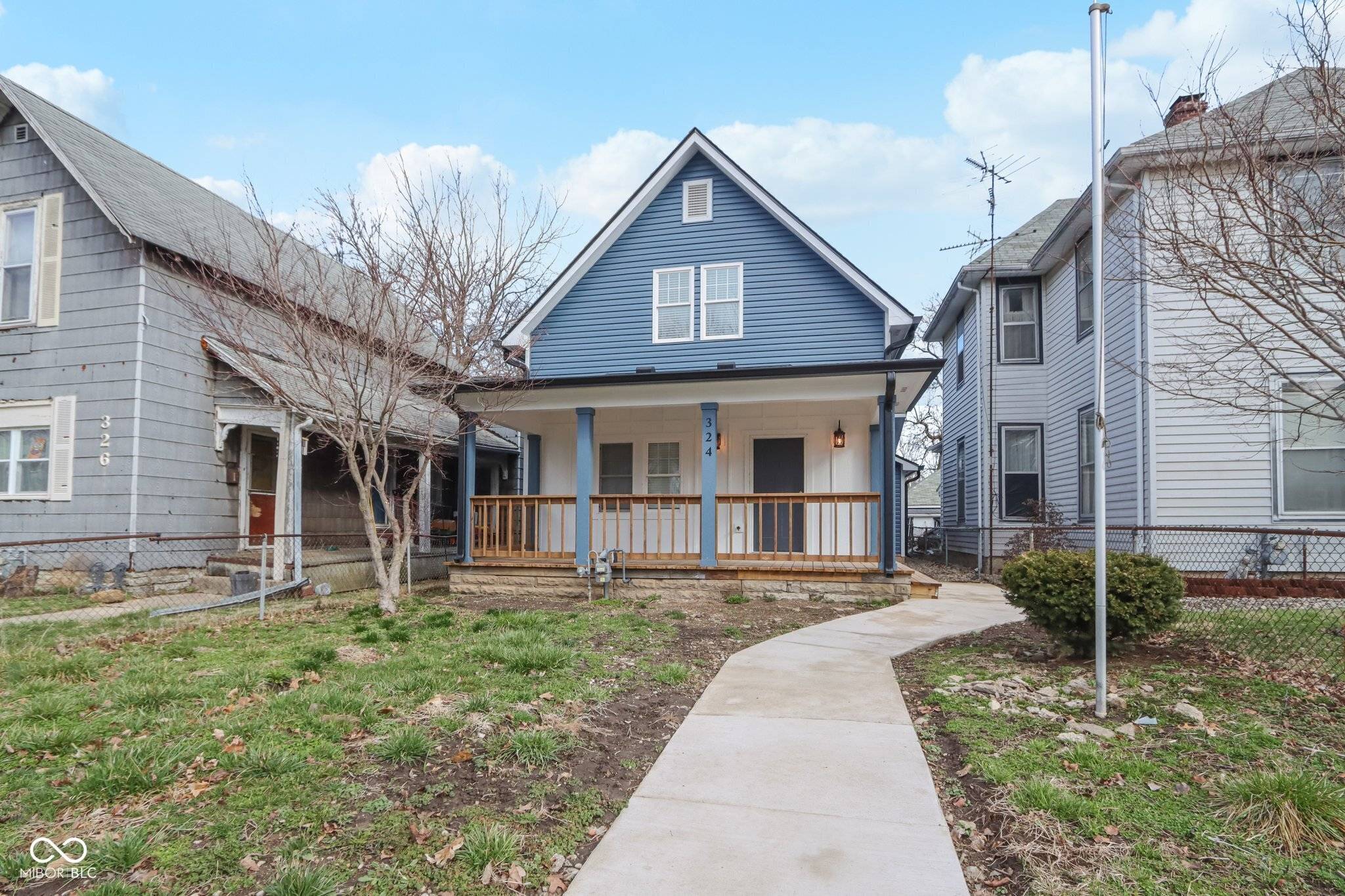 Anderson, IN 46016,324 W 7th ST