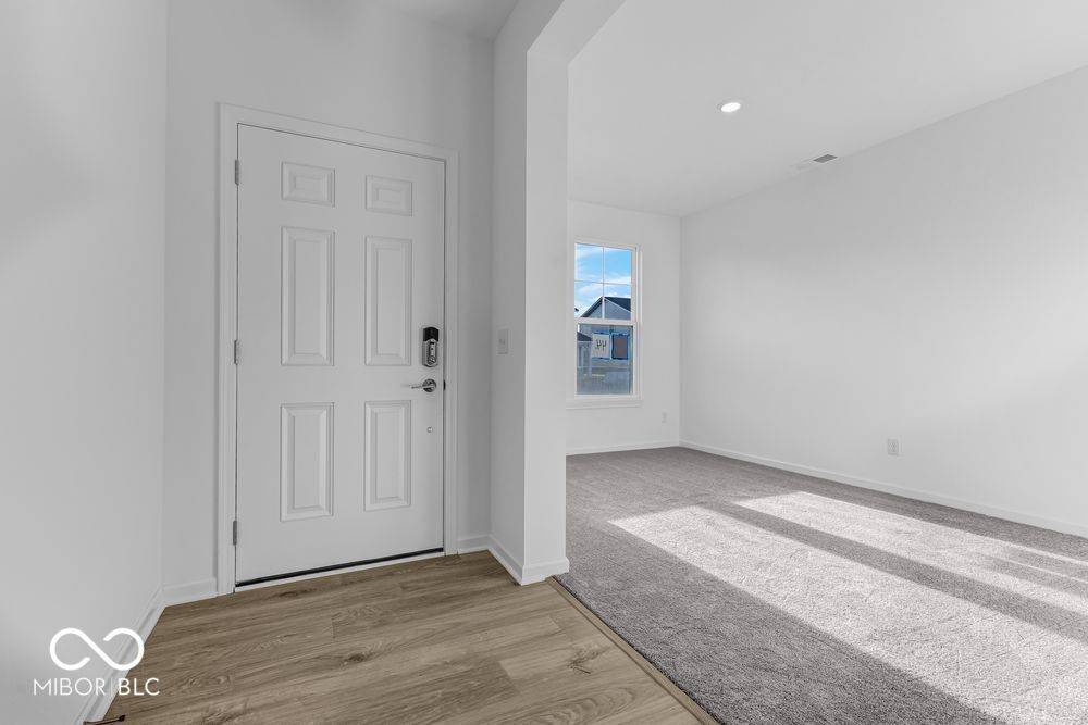 Camby, IN 46113,8726 Hollander DR