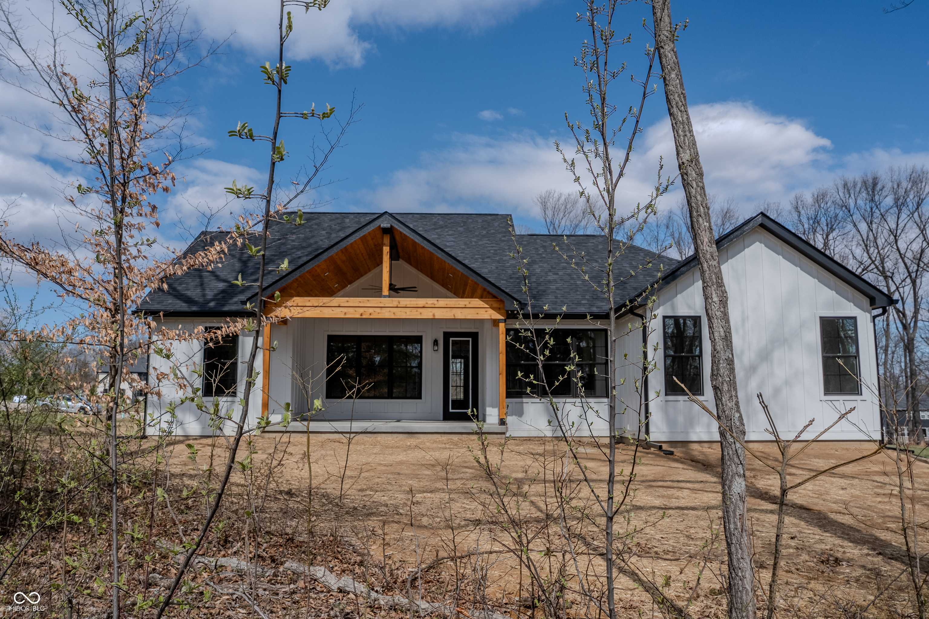 Columbus, IN 47201,5123 Oak Ridge PL