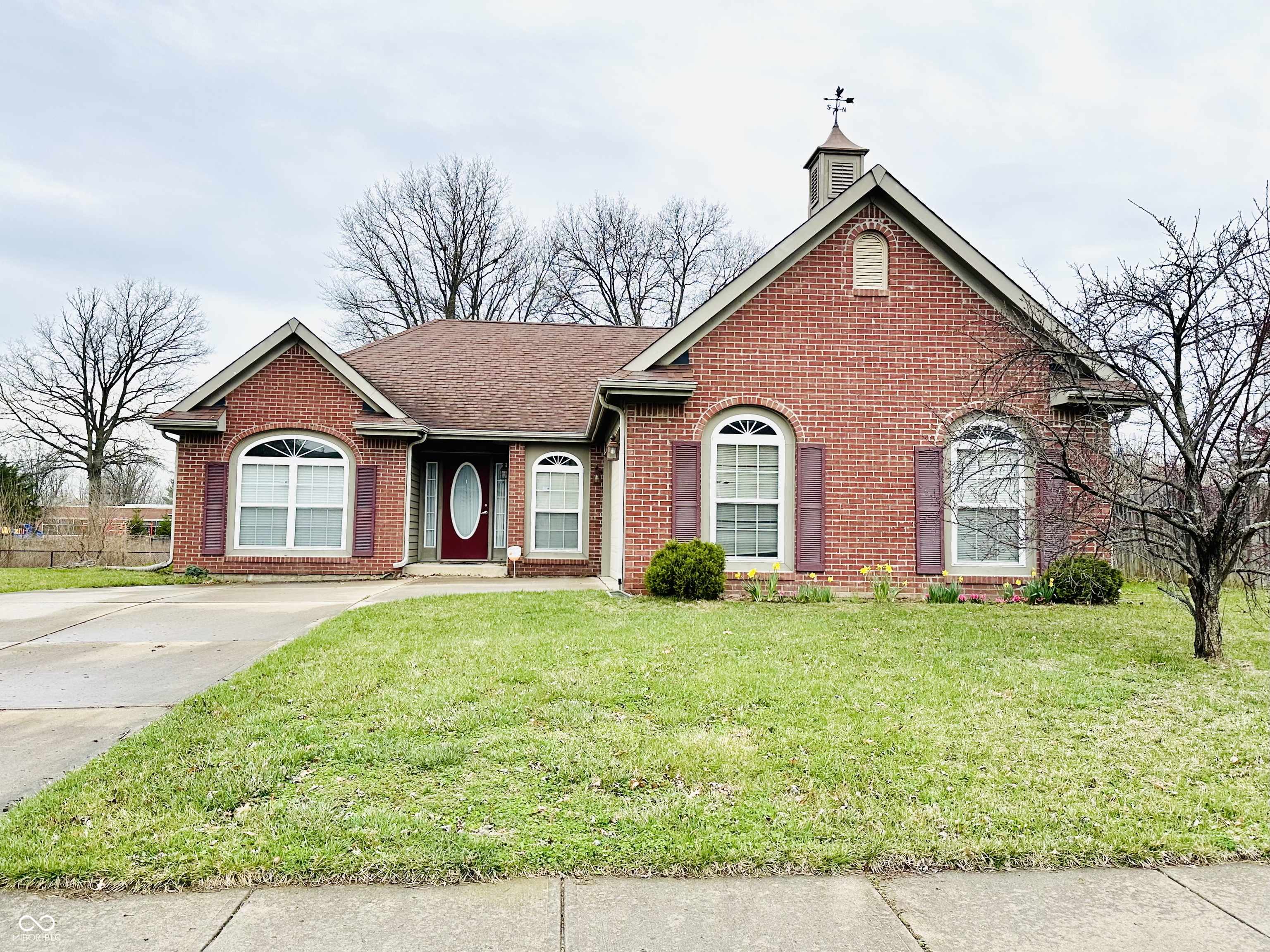 Indianapolis, IN 46268,7854 Crooked Meadows DR