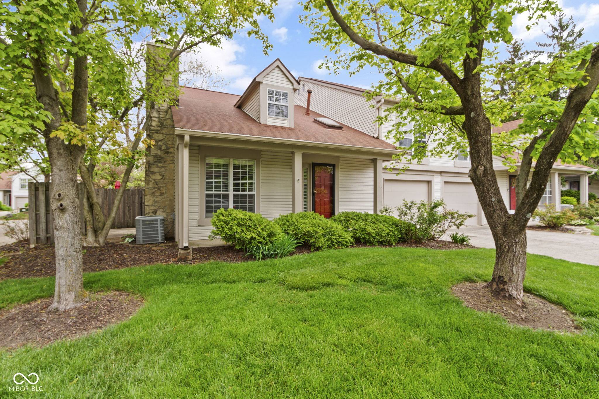 Indianapolis, IN 46250,6404 Bayside CT