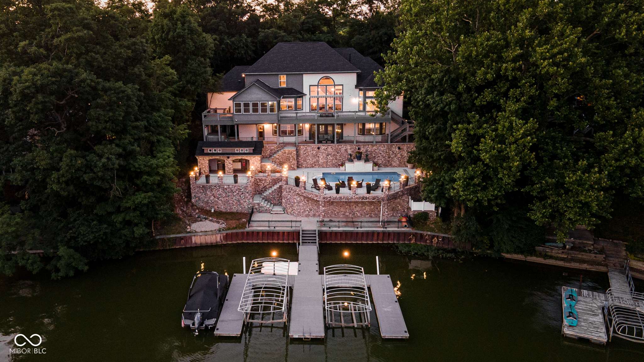 Noblesville, IN 46062,219 Surrey Hill