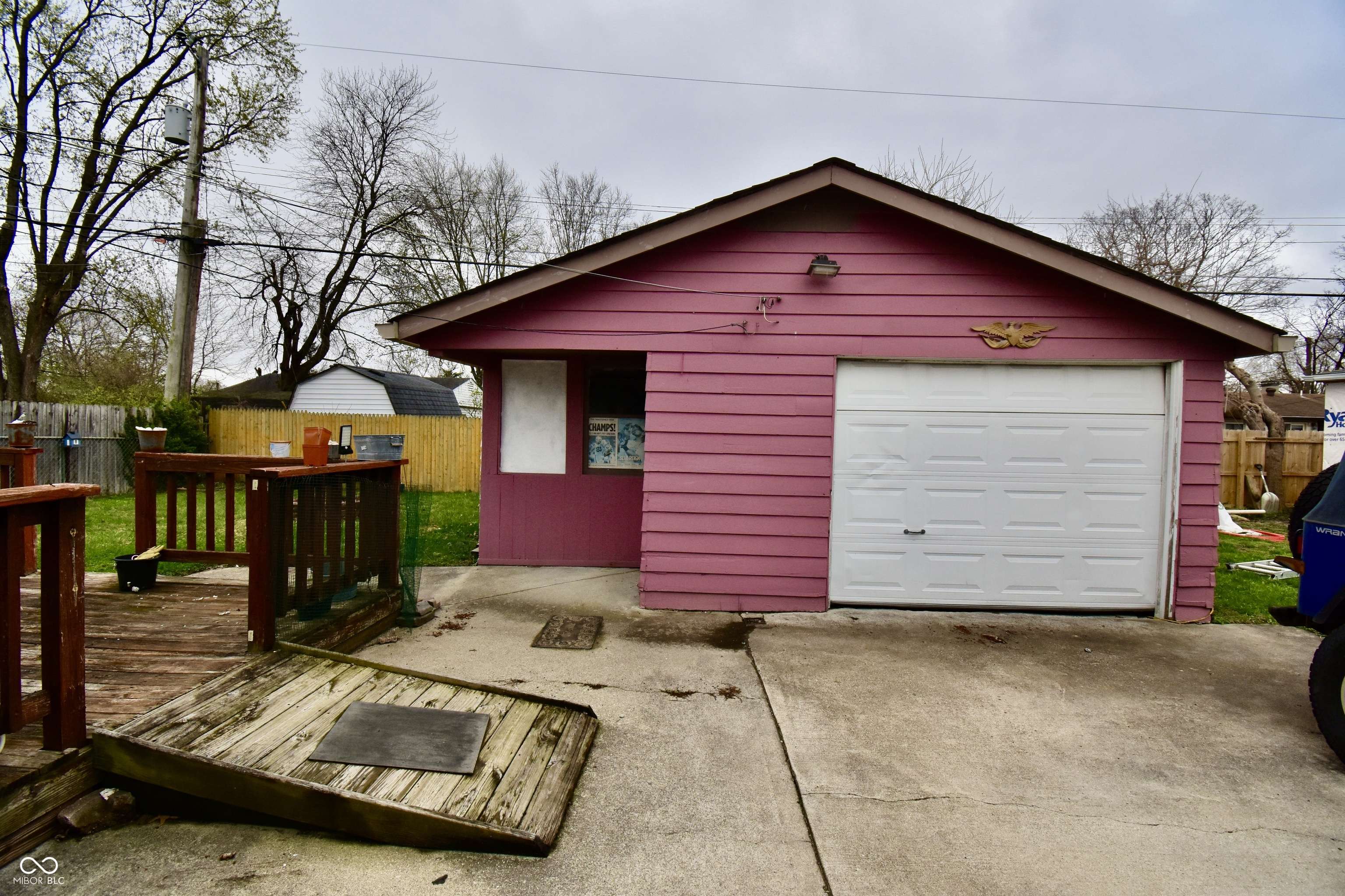 Indianapolis, IN 46226,7367 Parkside DR