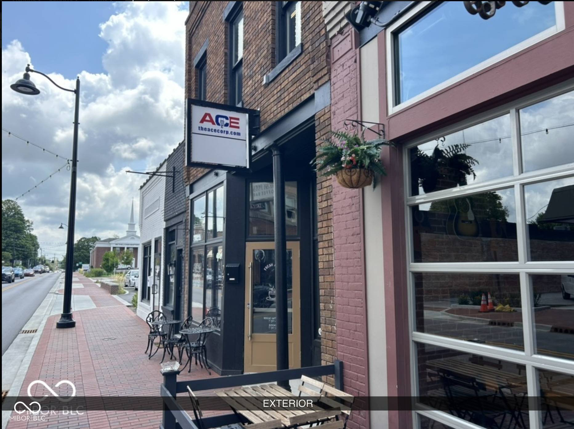 Greenwood, IN 46142,221 W Main ST