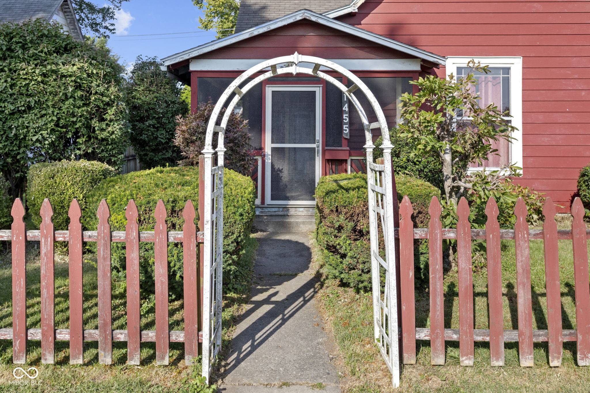 Noblesville, IN 46060,1455 S 9th ST