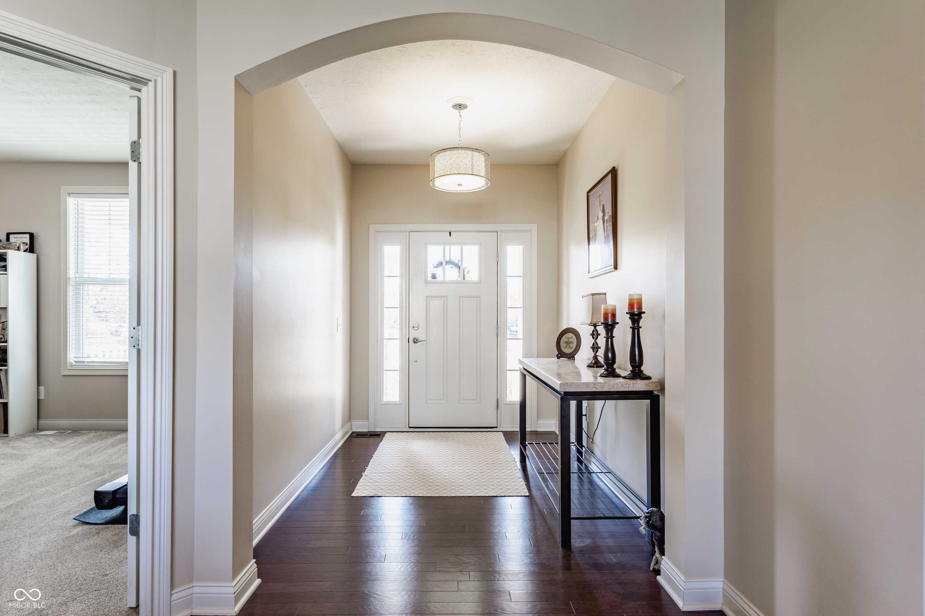 Zionsville, IN 46077,8855 Sugar Cay CT