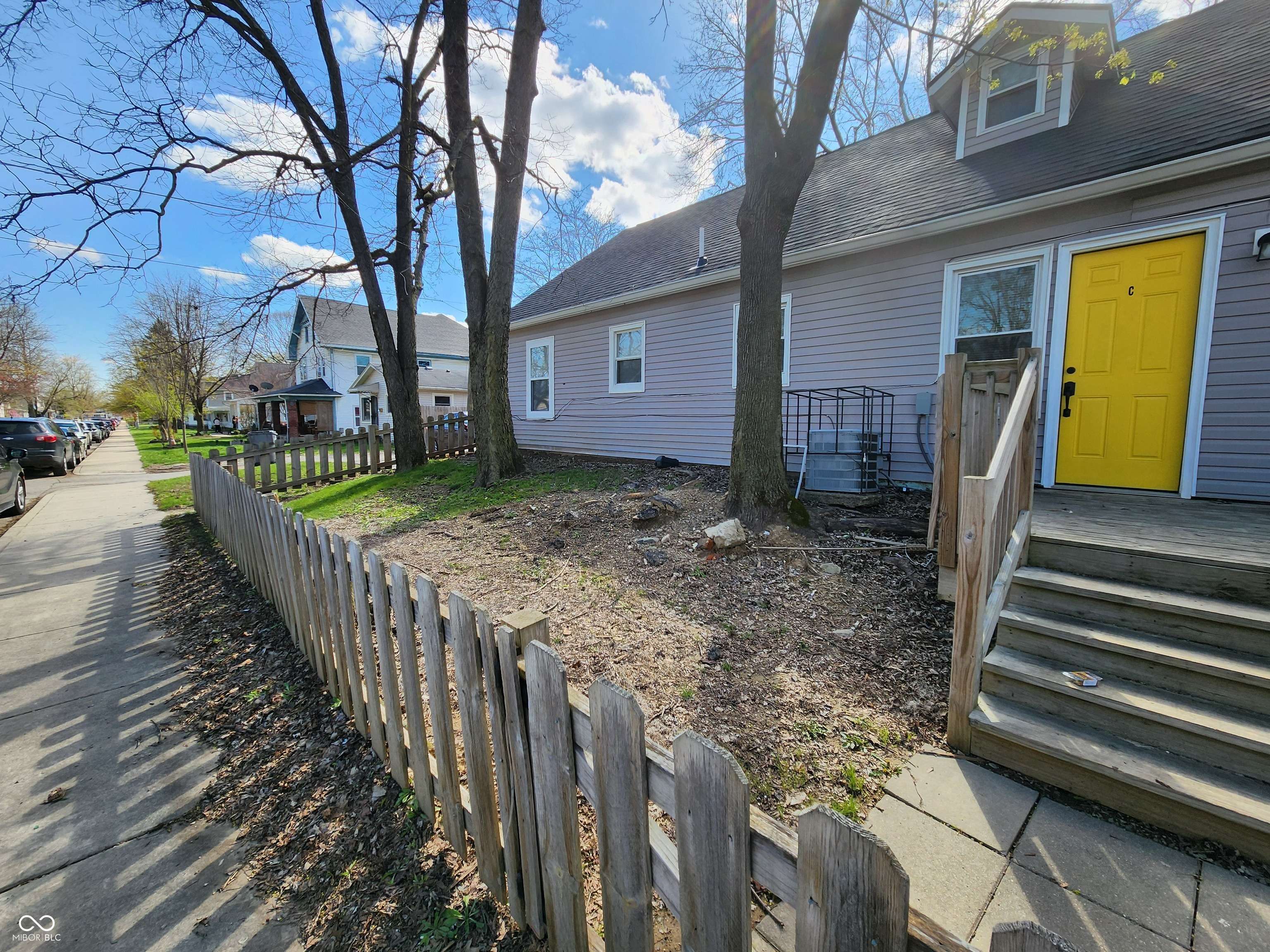 Indianapolis, IN 46201,2531 Unit C E 10th ST