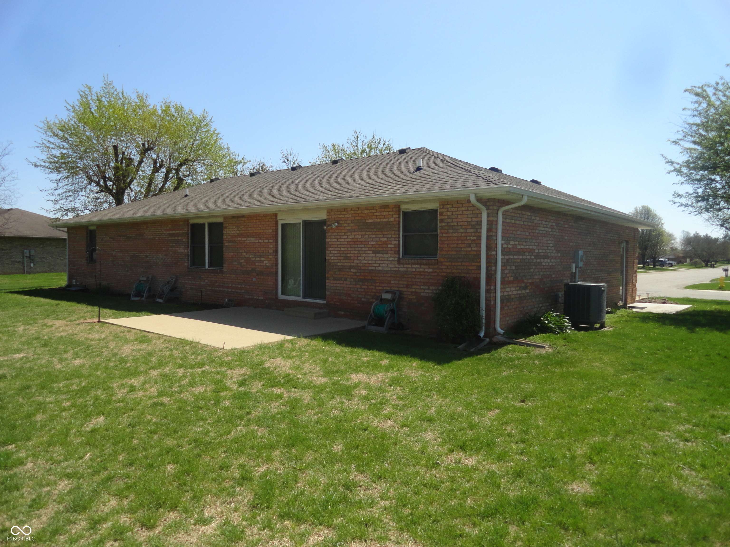 Seymour, IN 47274,2276 Hedge RD