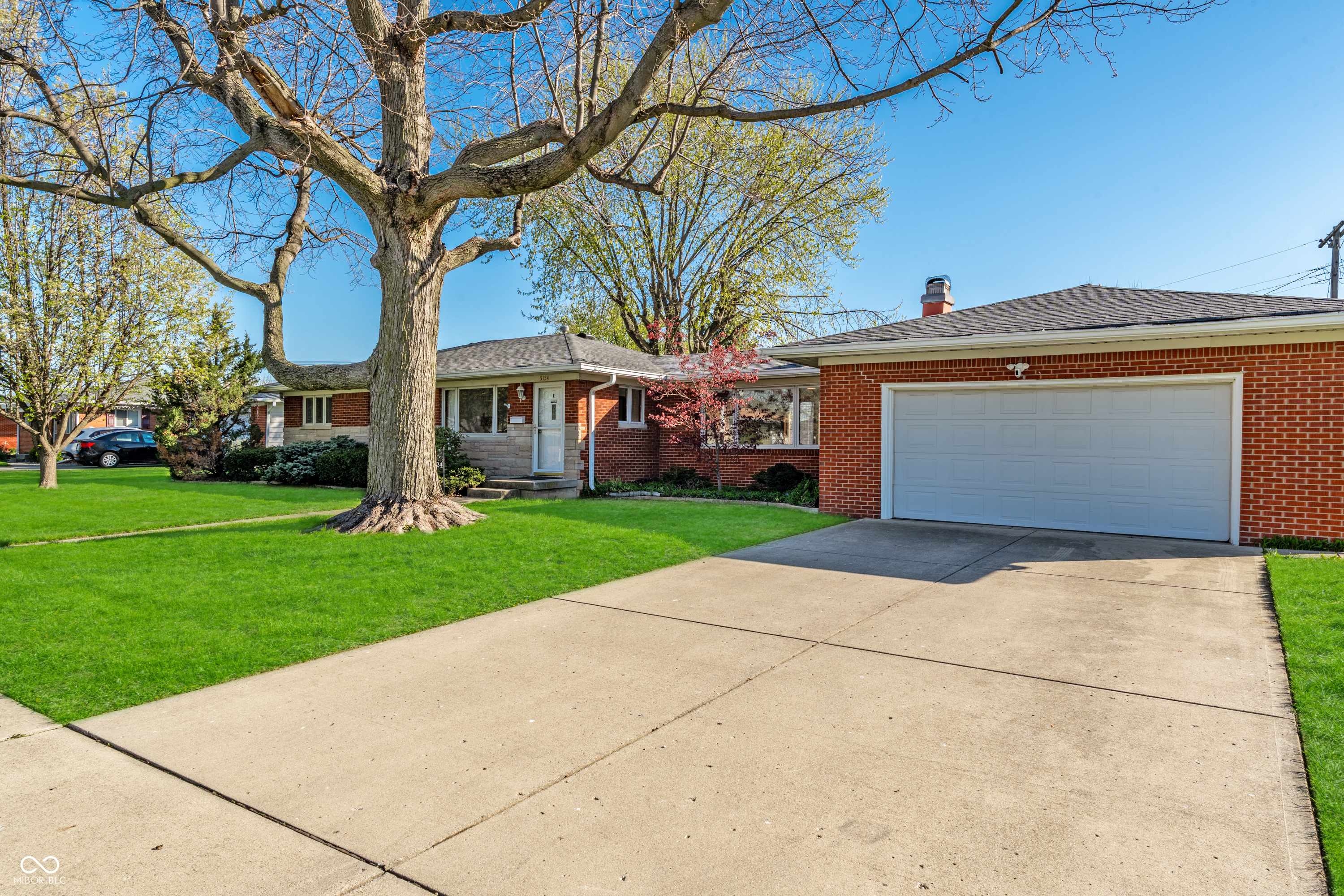 Indianapolis, IN 46224,5124 McCray ST