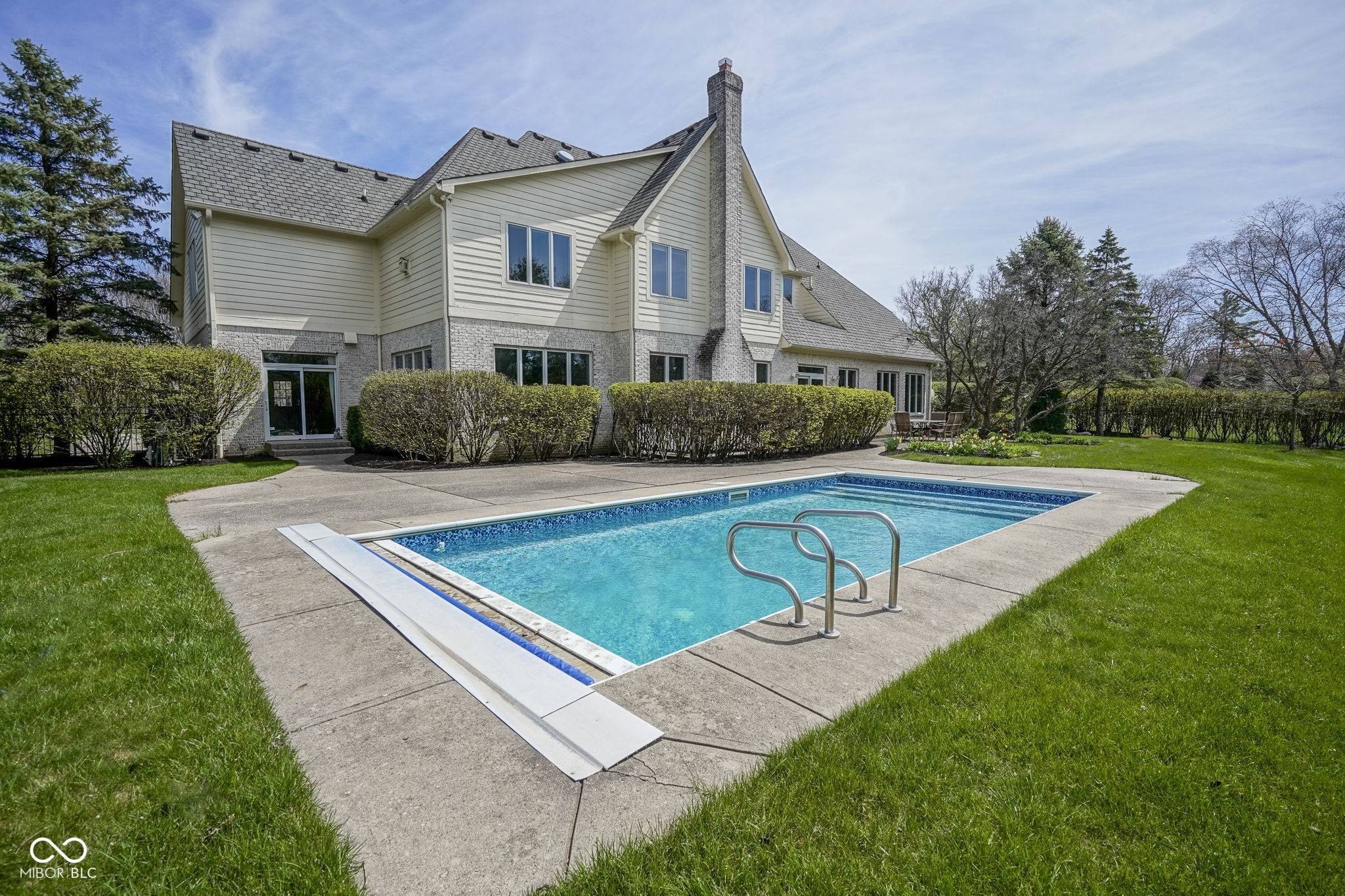 Carmel, IN 46032,10628 Walnut Creek DR W