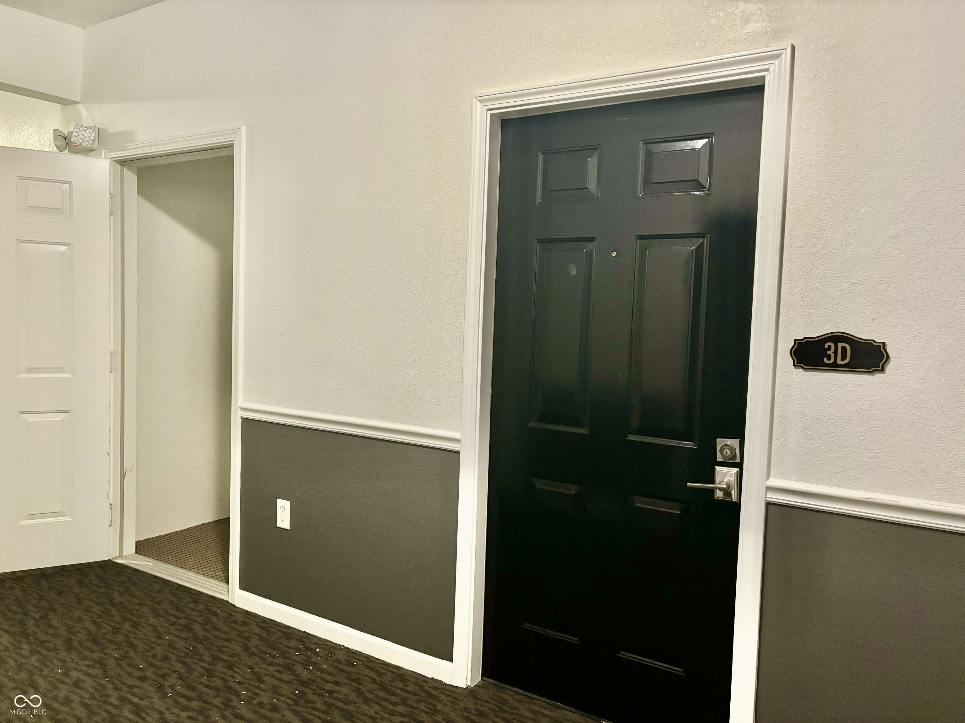 Carmel, IN 46032,12950 University CRES #3D