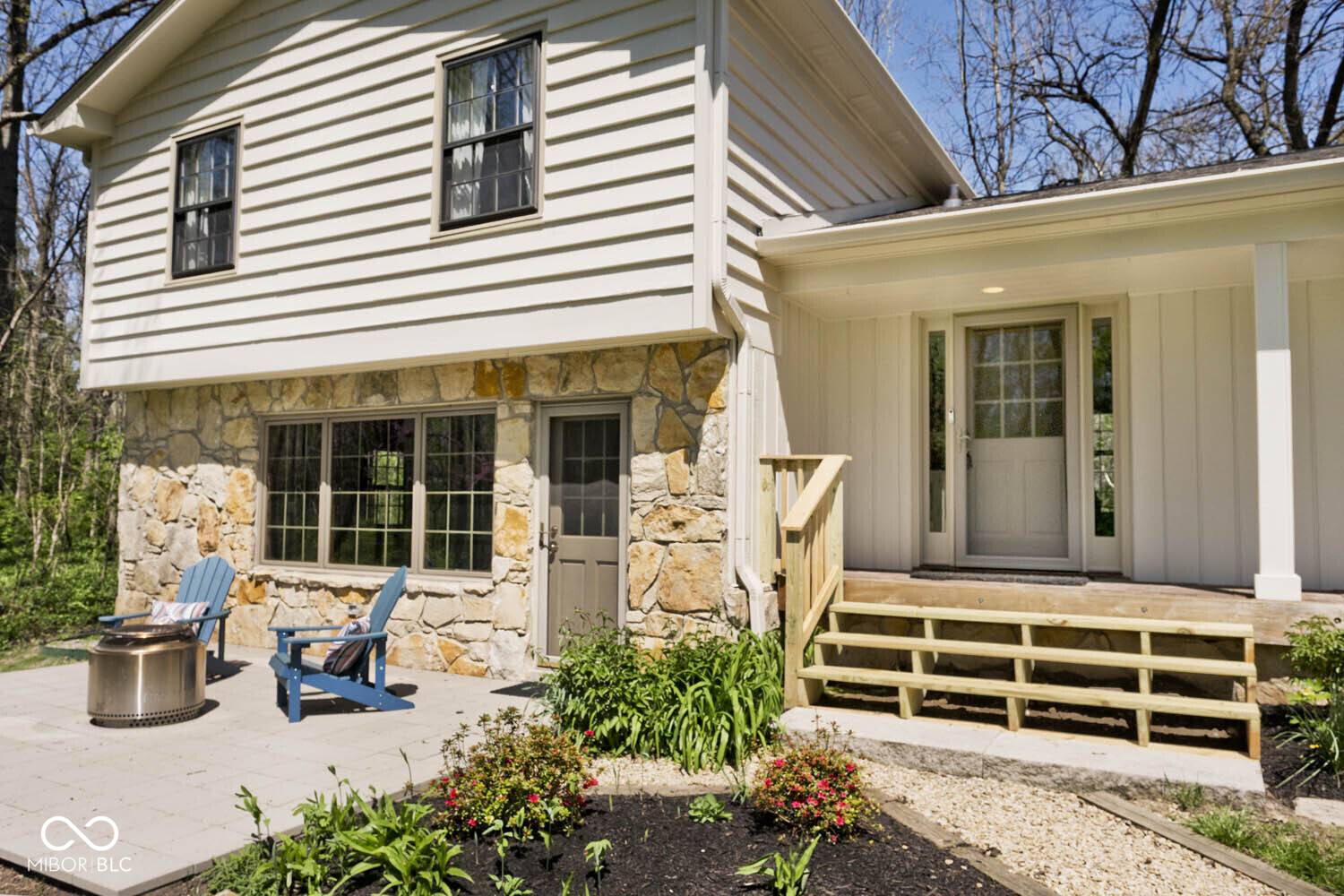 Indianapolis, IN 46220,6454 Dean RD