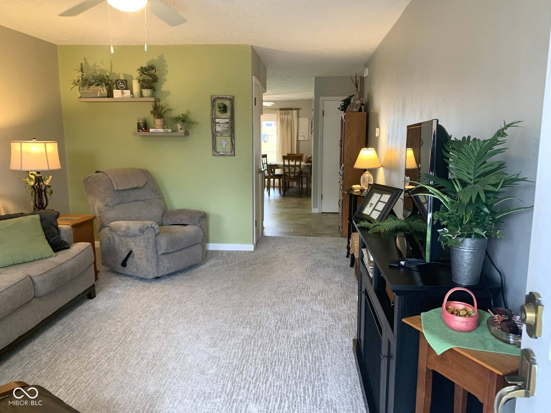 Columbus, IN 47201,2715 Prosperity DR