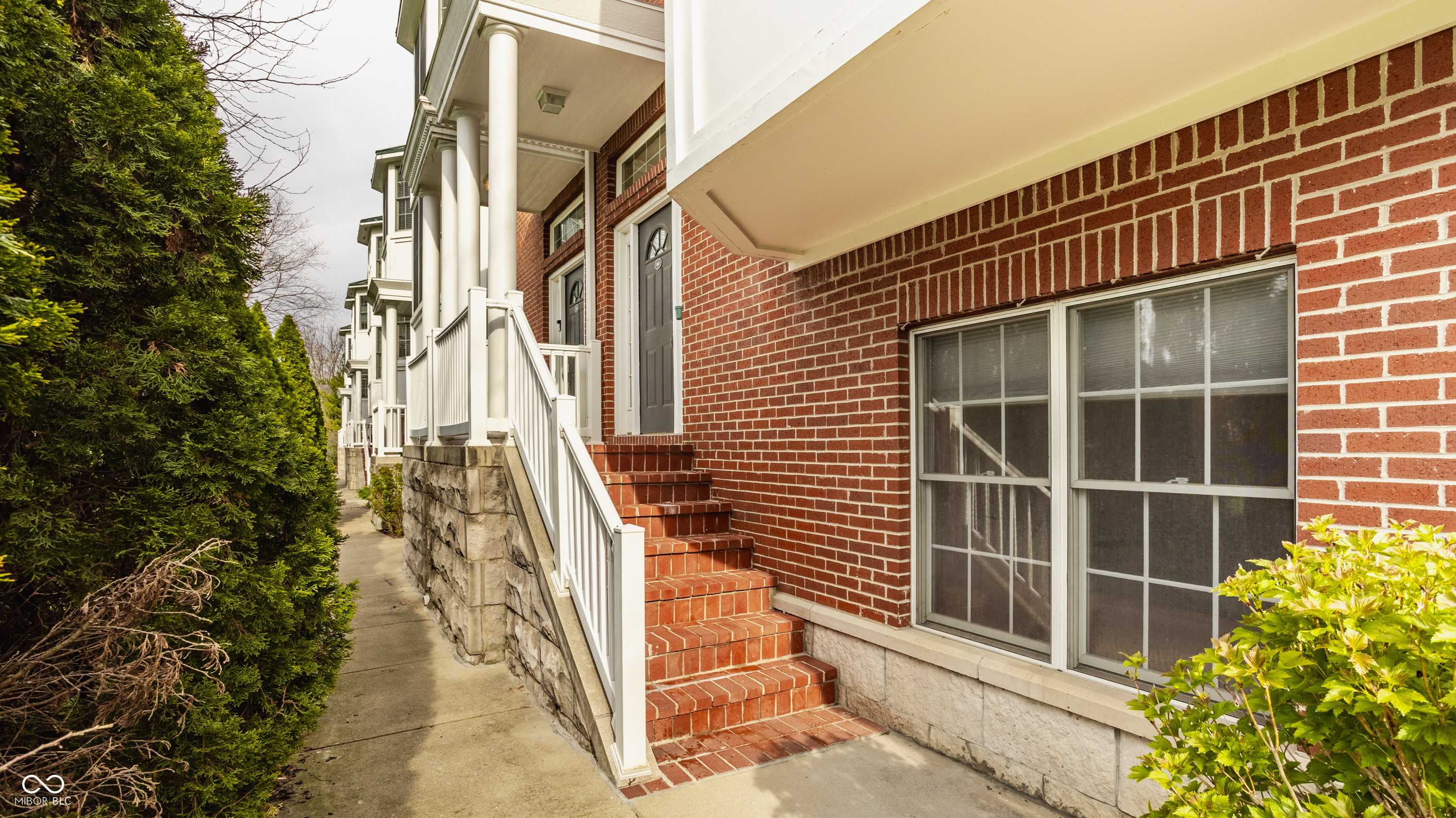 Carmel, IN 46032,861 S Park Trail DR