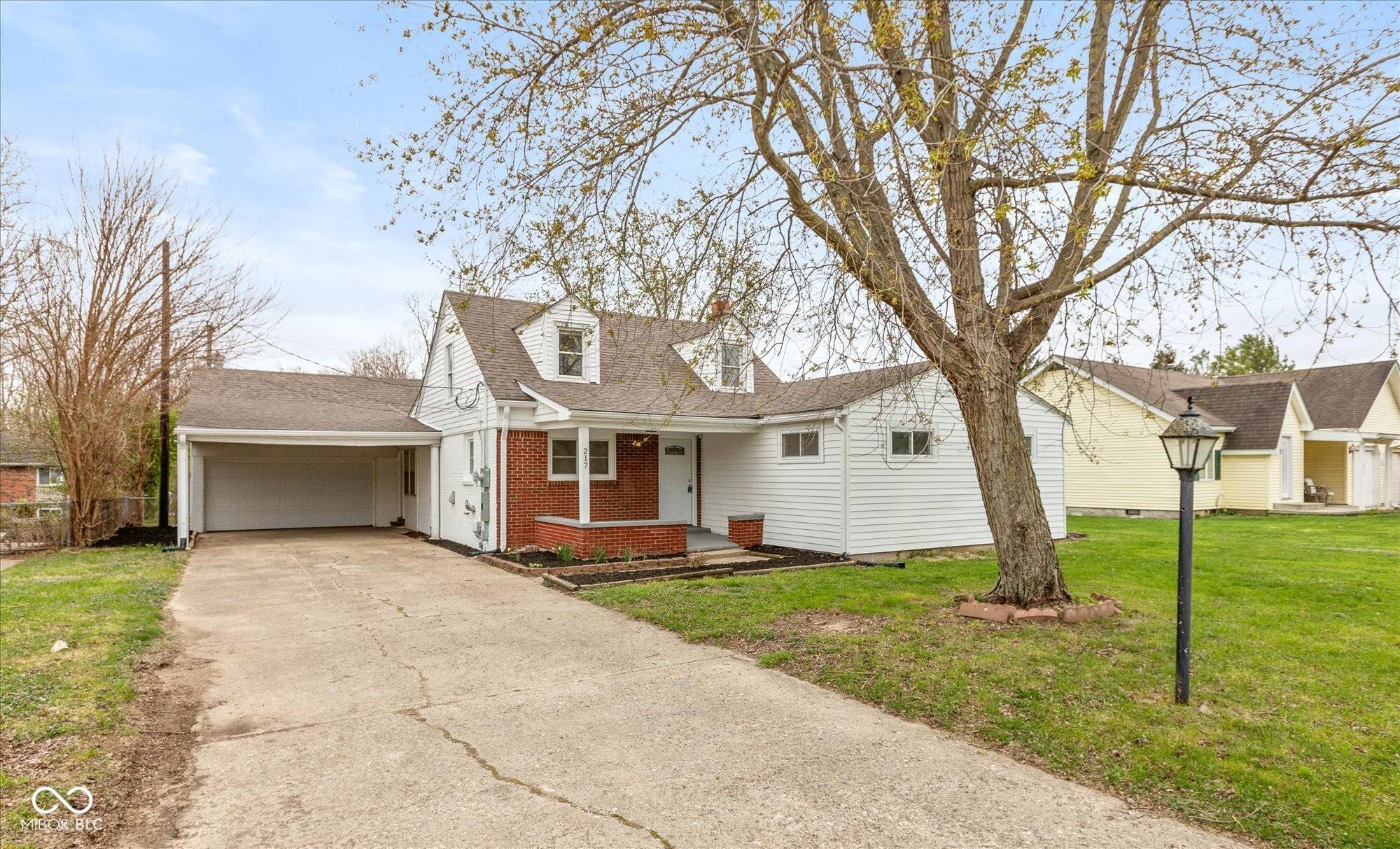 Greenfield, IN 46140,217 Eikenberry ST