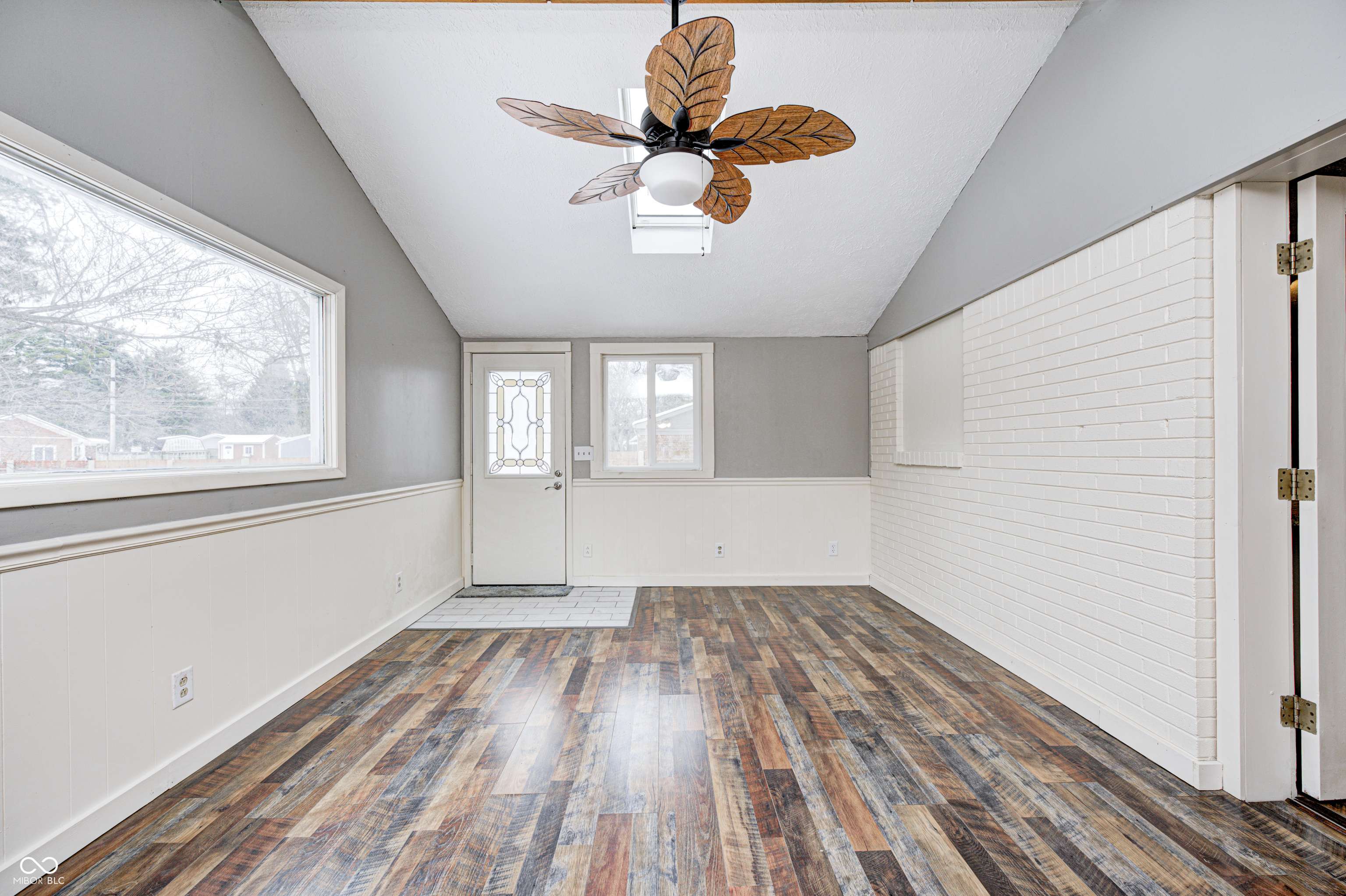 Indianapolis, IN 46280,9829 Chambray DR