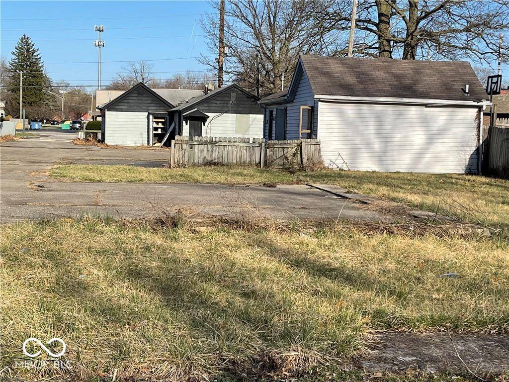 Indianapolis, IN 46227,7110 Madison AVE