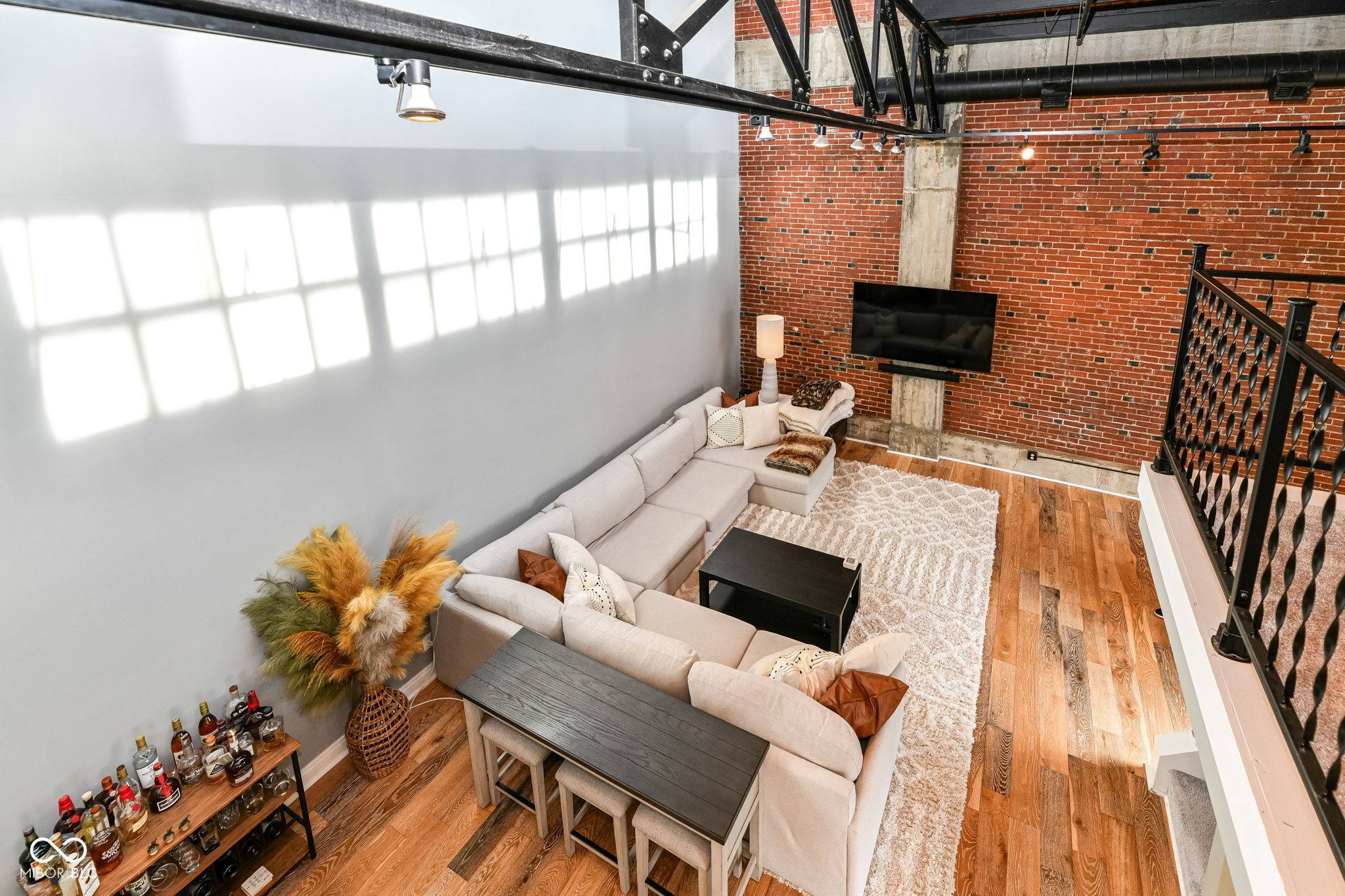 Indianapolis, IN 46203,735 Lexington AVE #30