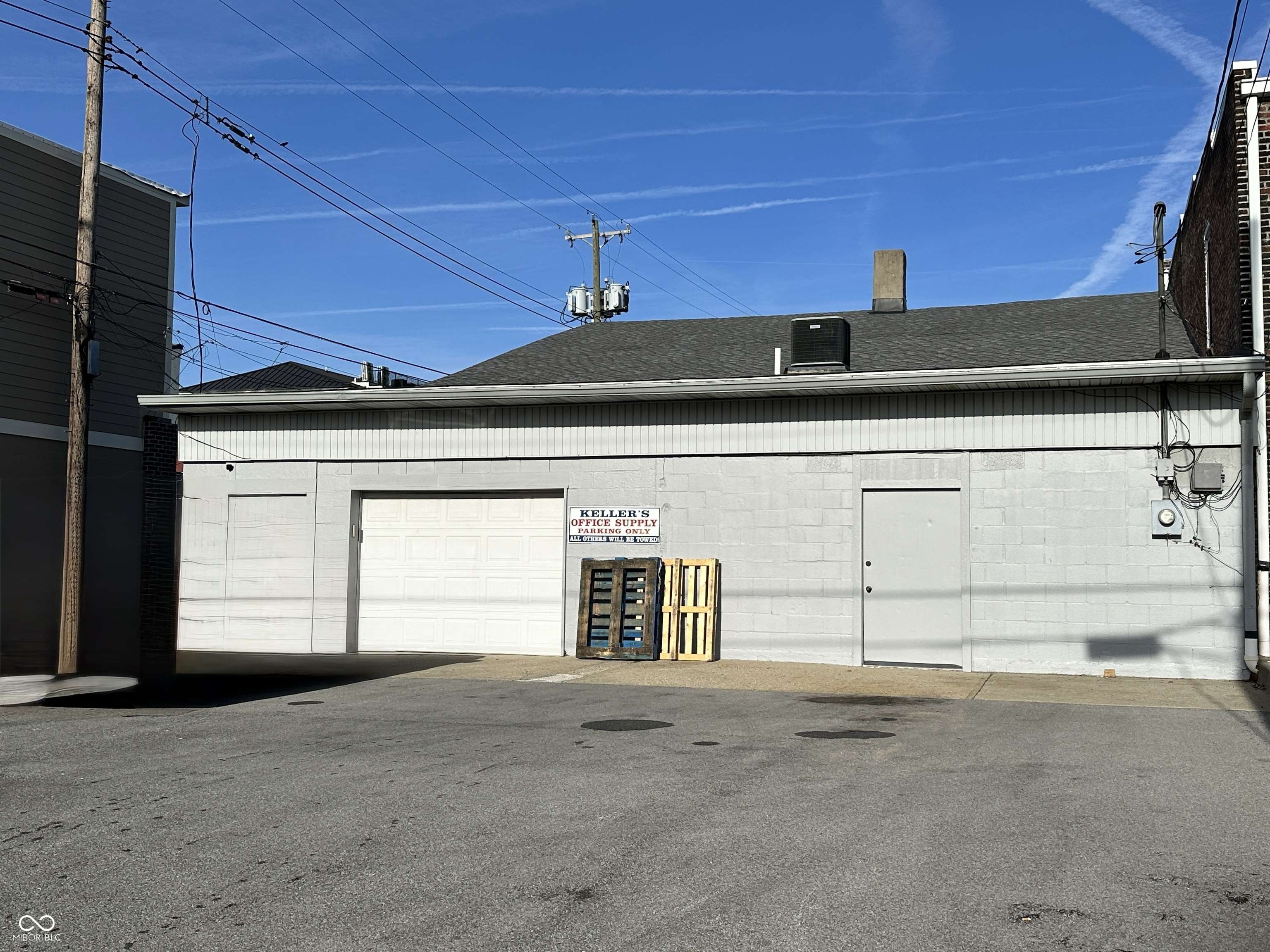 Martinsville, IN 46151,159 N Main ST