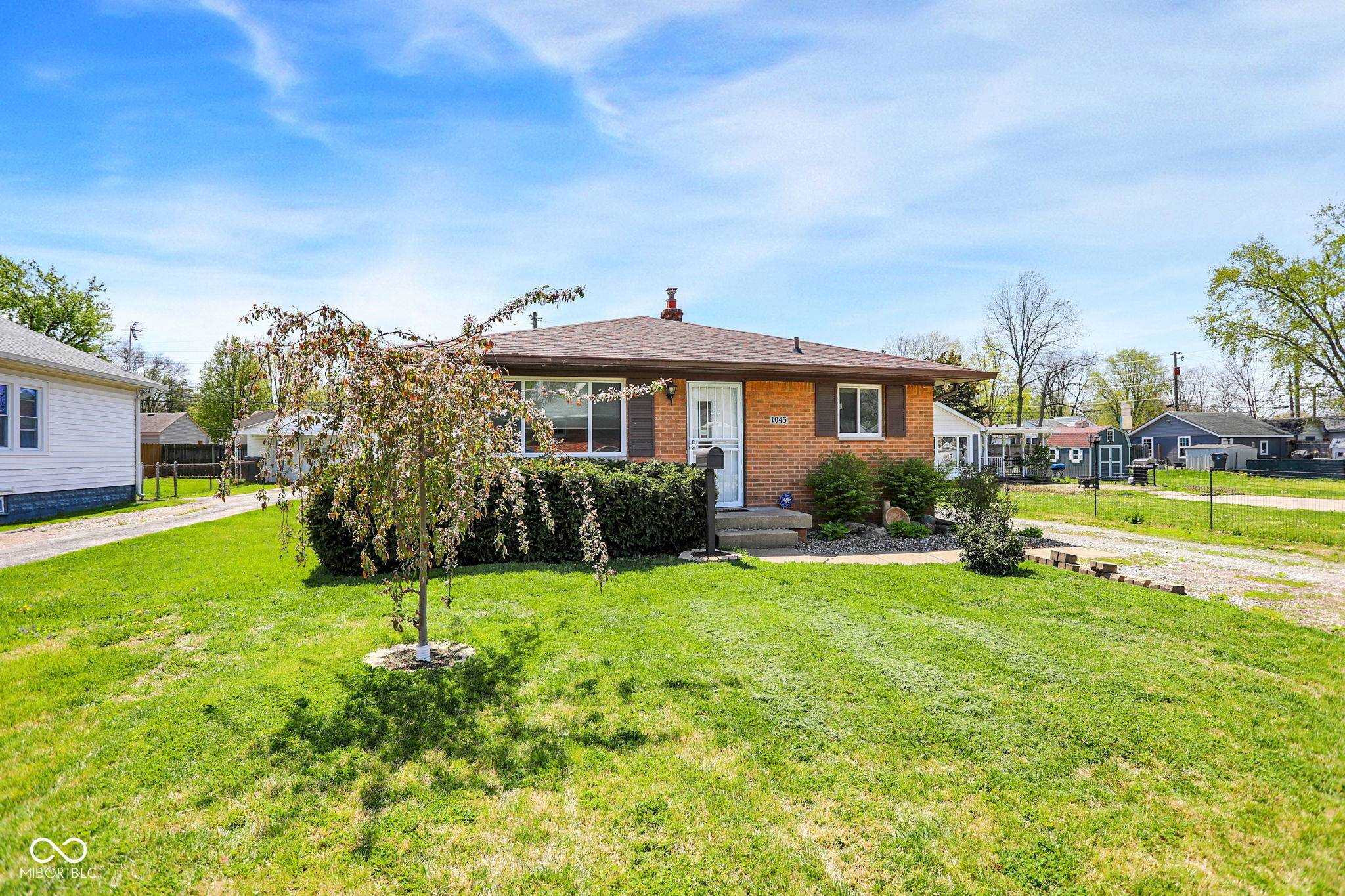 Indianapolis, IN 46227,1043 E Castle AVE