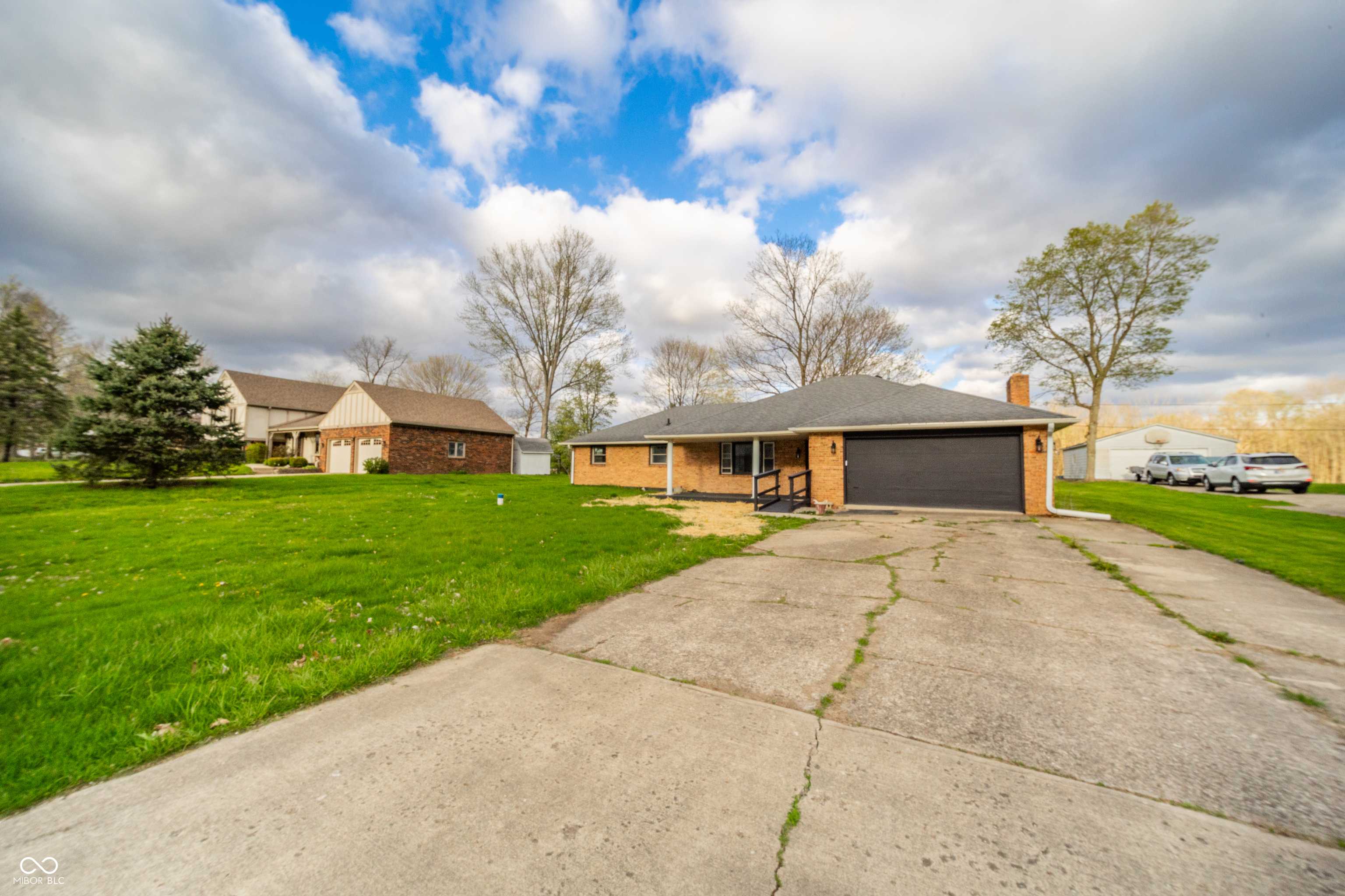Alexandria, IN 46001,5576 N Heritage LN