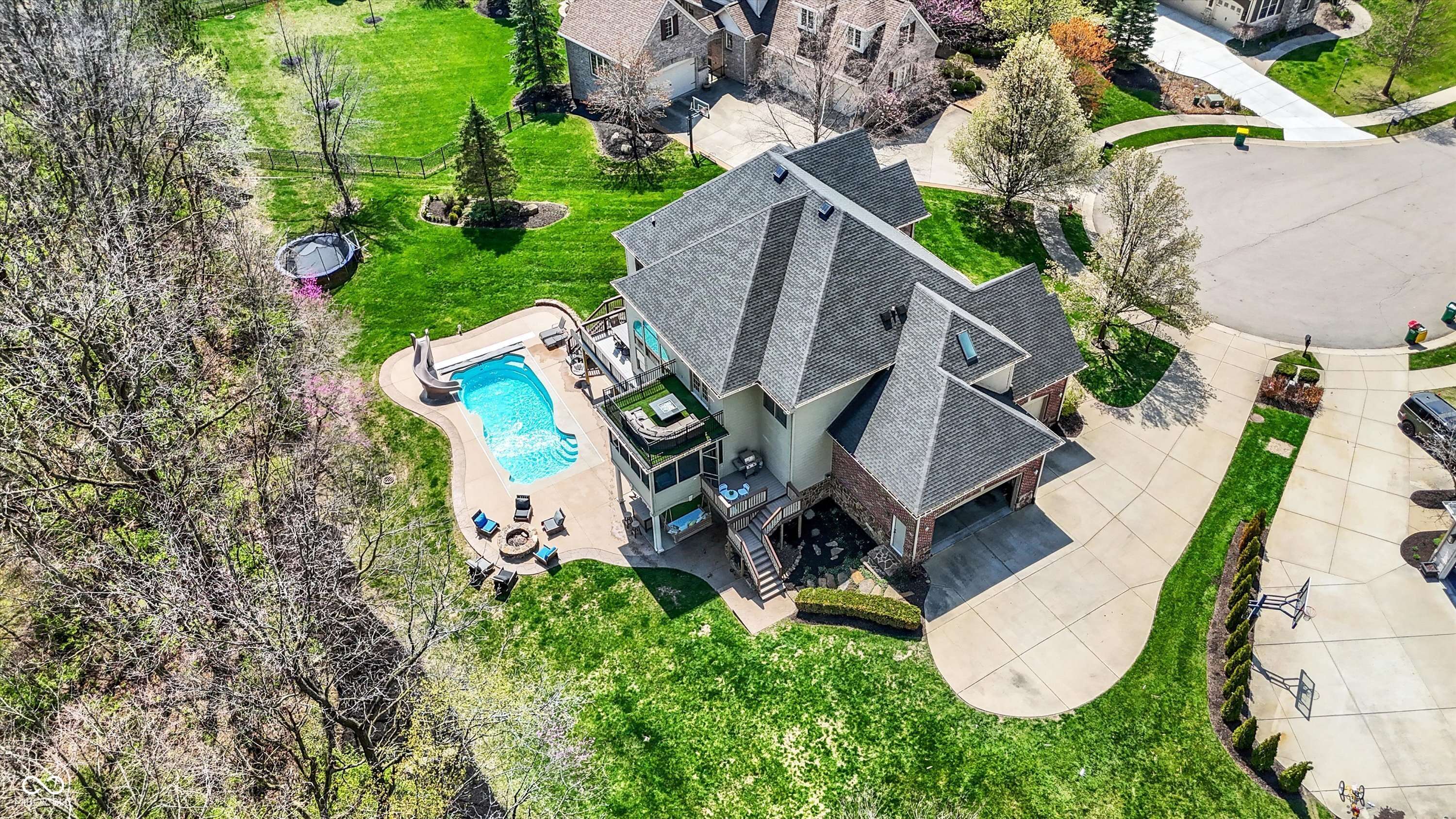 Westfield, IN 46062,3940 Woodcrest CT