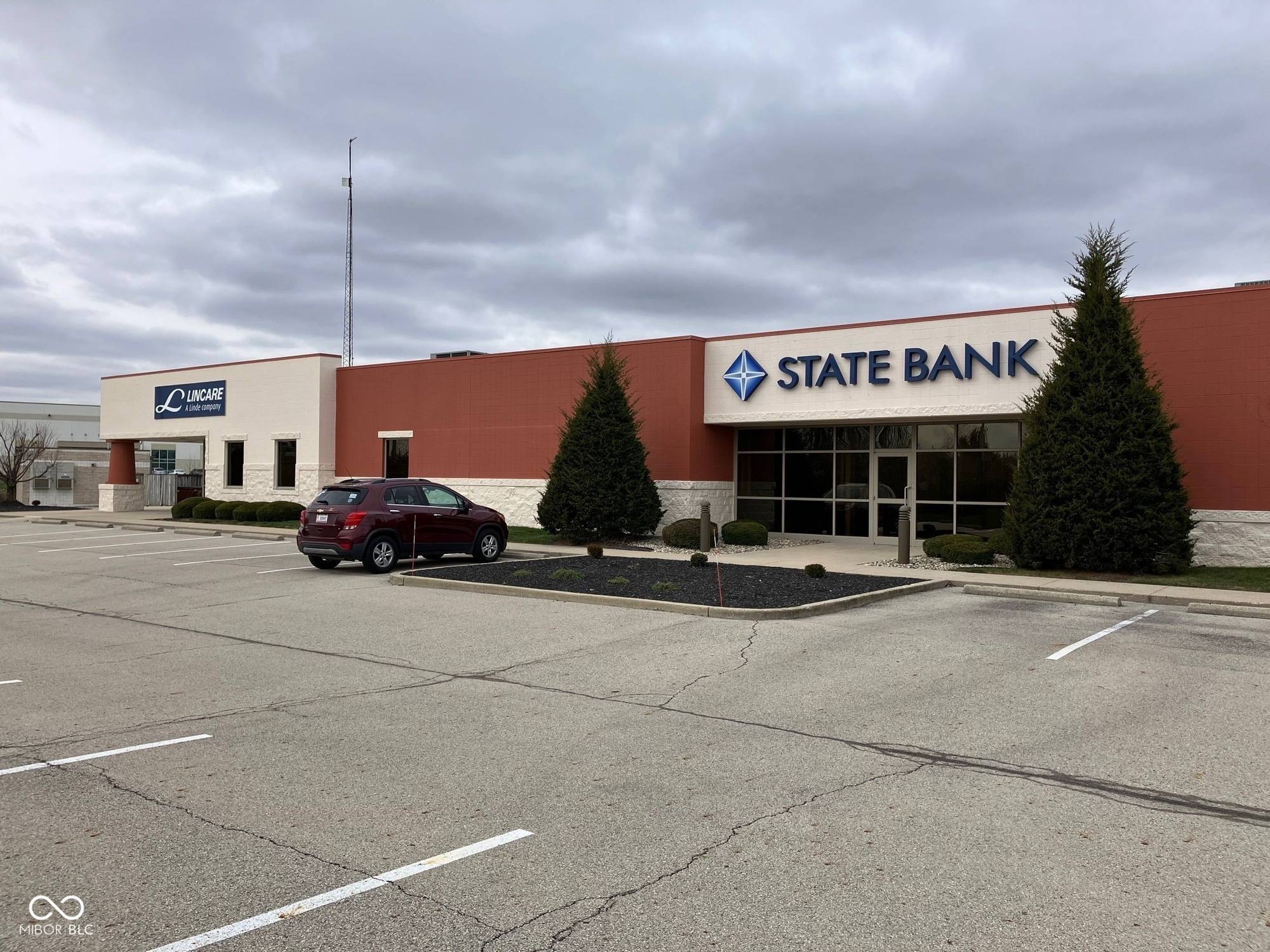 Anderson, IN 46013,2903-2915 Enterprise DR