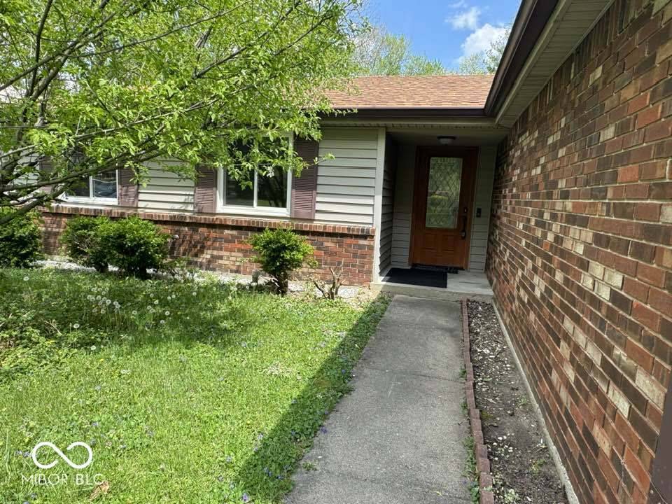 Indianapolis, IN 46227,7833 Broadview DR