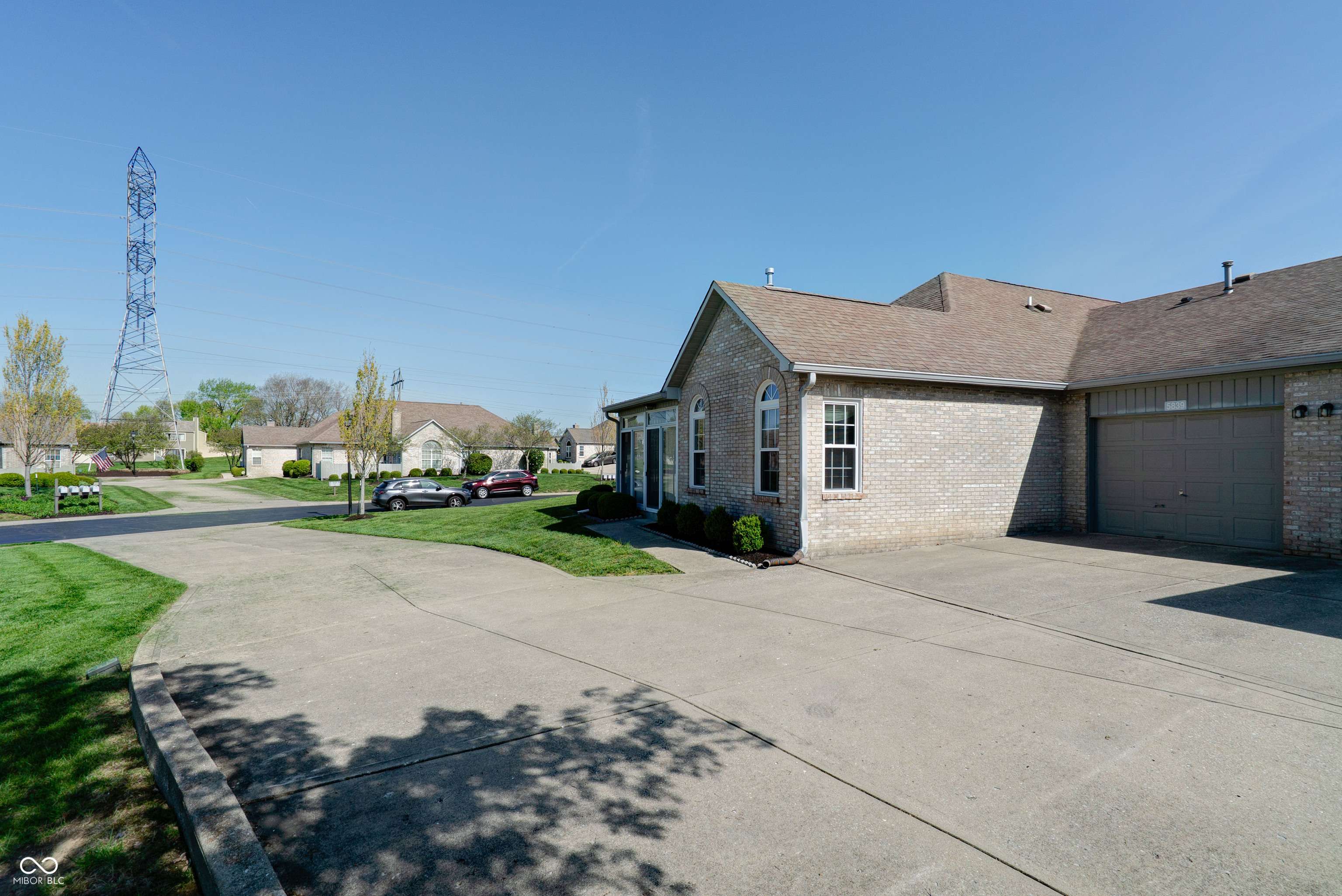 Indianapolis, IN 46237,5839 Quail Run DR