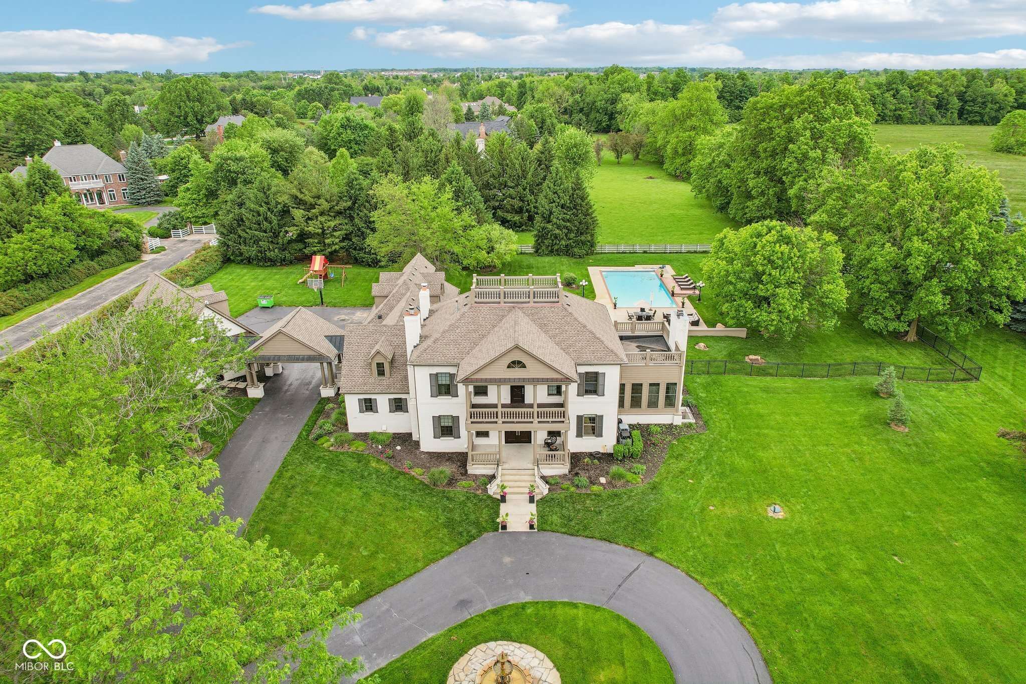 Zionsville, IN 46077,6990 Old Hunt Club RD