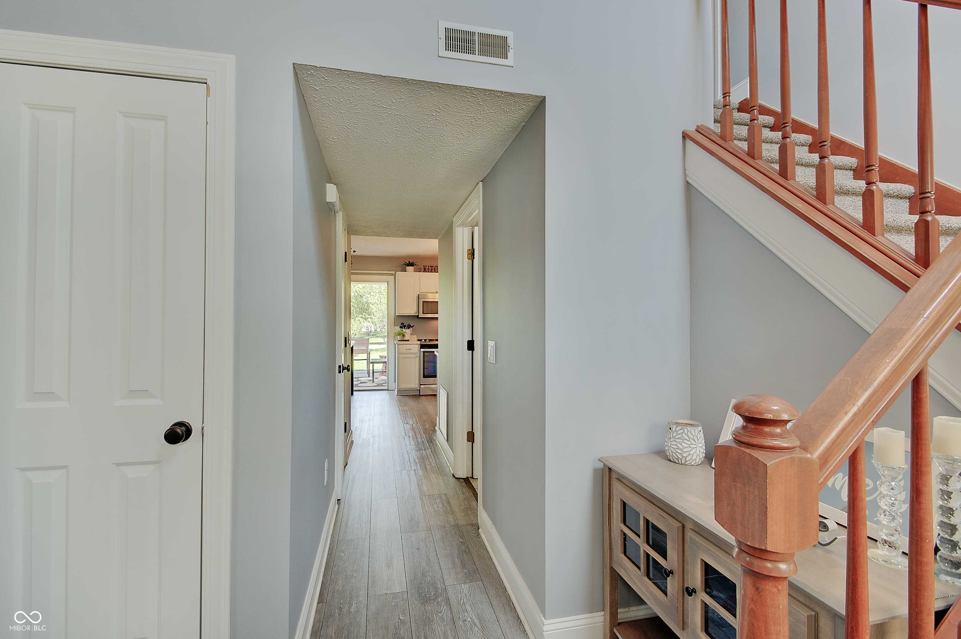 Indianapolis, IN 46235,11124 Winterwood DR