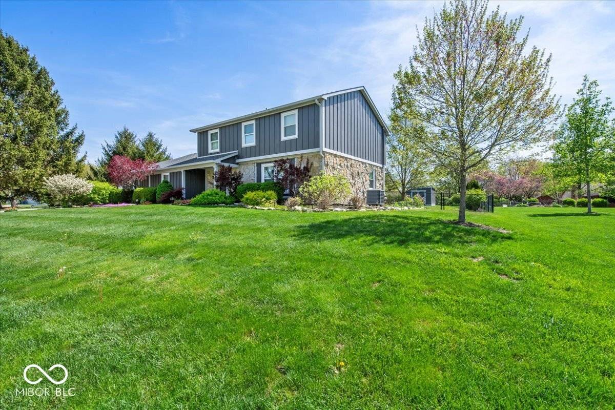 Carmel, IN 46032,223 Haldale DR