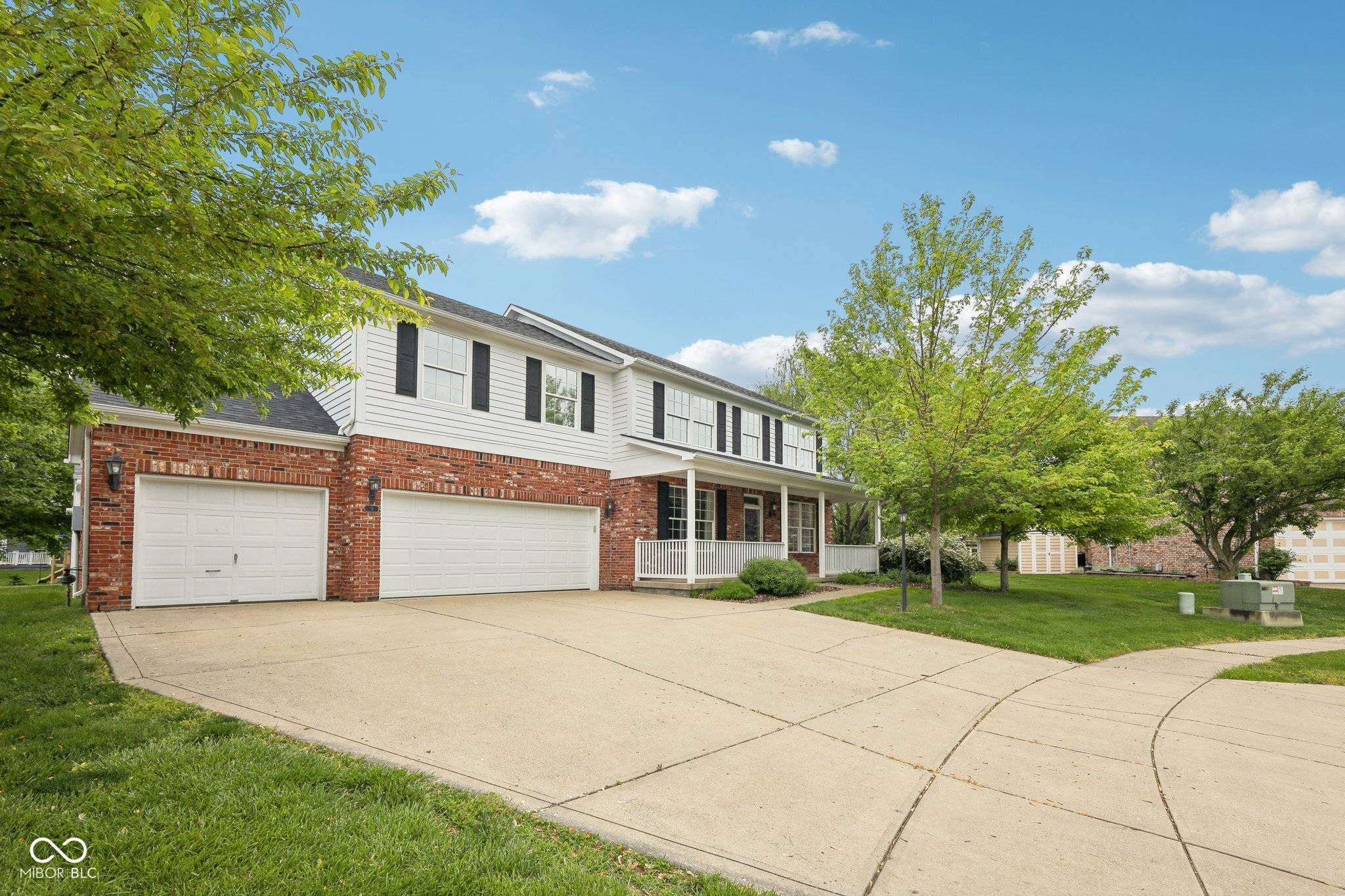 Brownsburg, IN 46112,5 Statesman CT