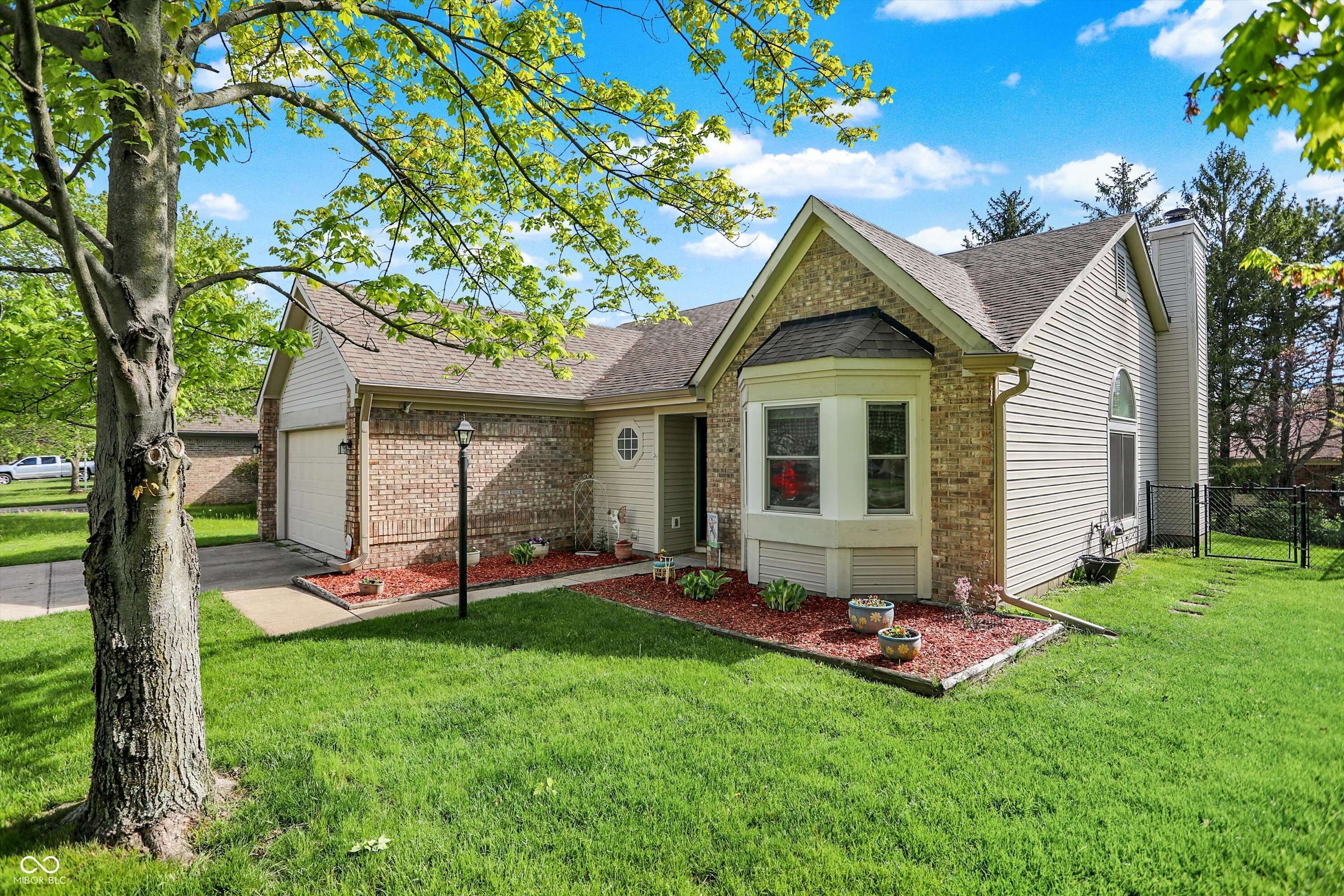 Indianapolis, IN 46268,6257 Old Barn CT