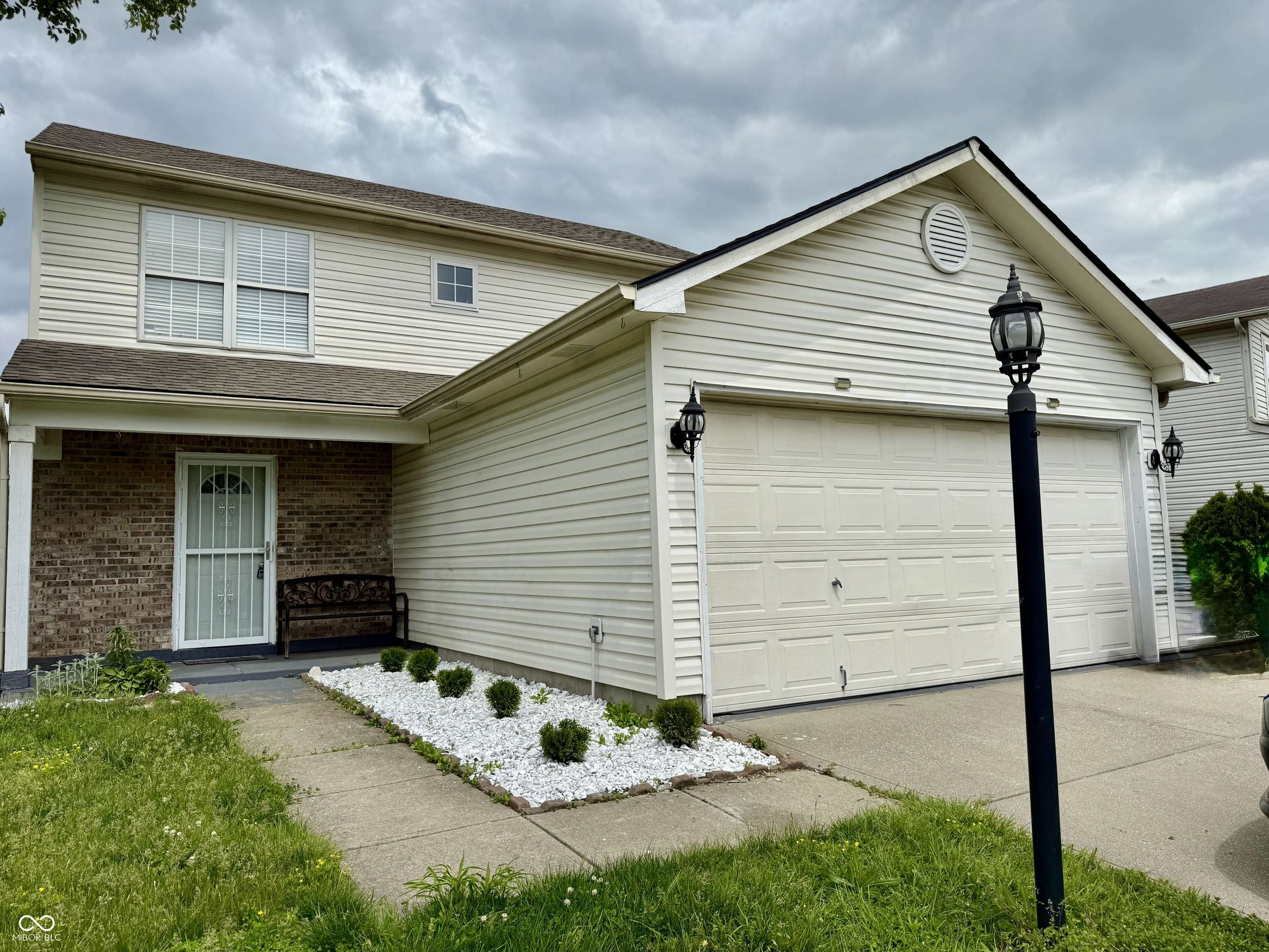 Indianapolis, IN 46217,5411 Cliff Ridge DR